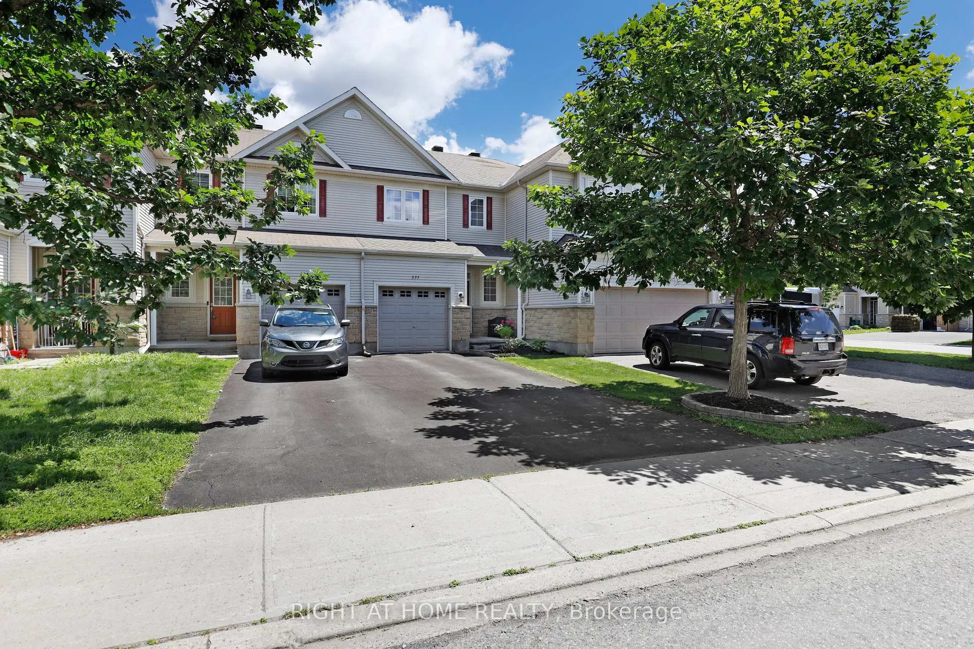 Photo 1 of 577 Ashbourne Crescent, Ottawa, Barrhaven - Stonebridge — HOMEH
