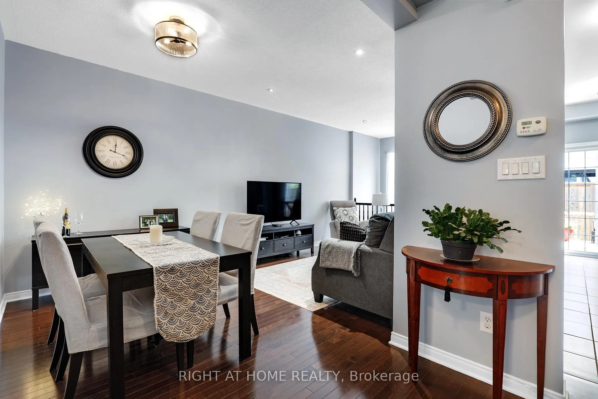 Photo 6 of 577 Ashbourne Crescent, Ottawa, Barrhaven - Stonebridge — HOMEH