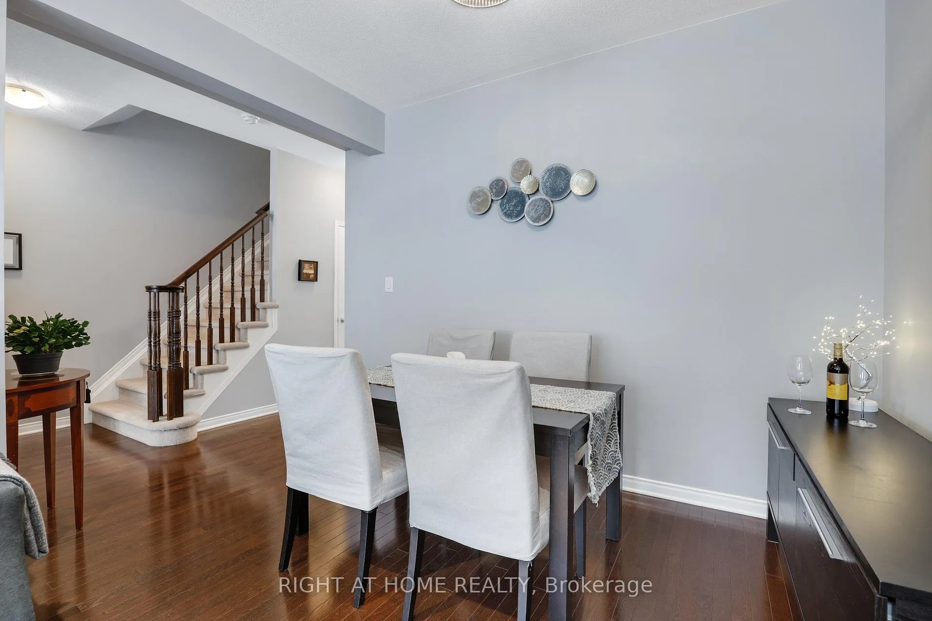 Photo 7 of 577 Ashbourne Crescent, Ottawa, Barrhaven - Stonebridge — HOMEH