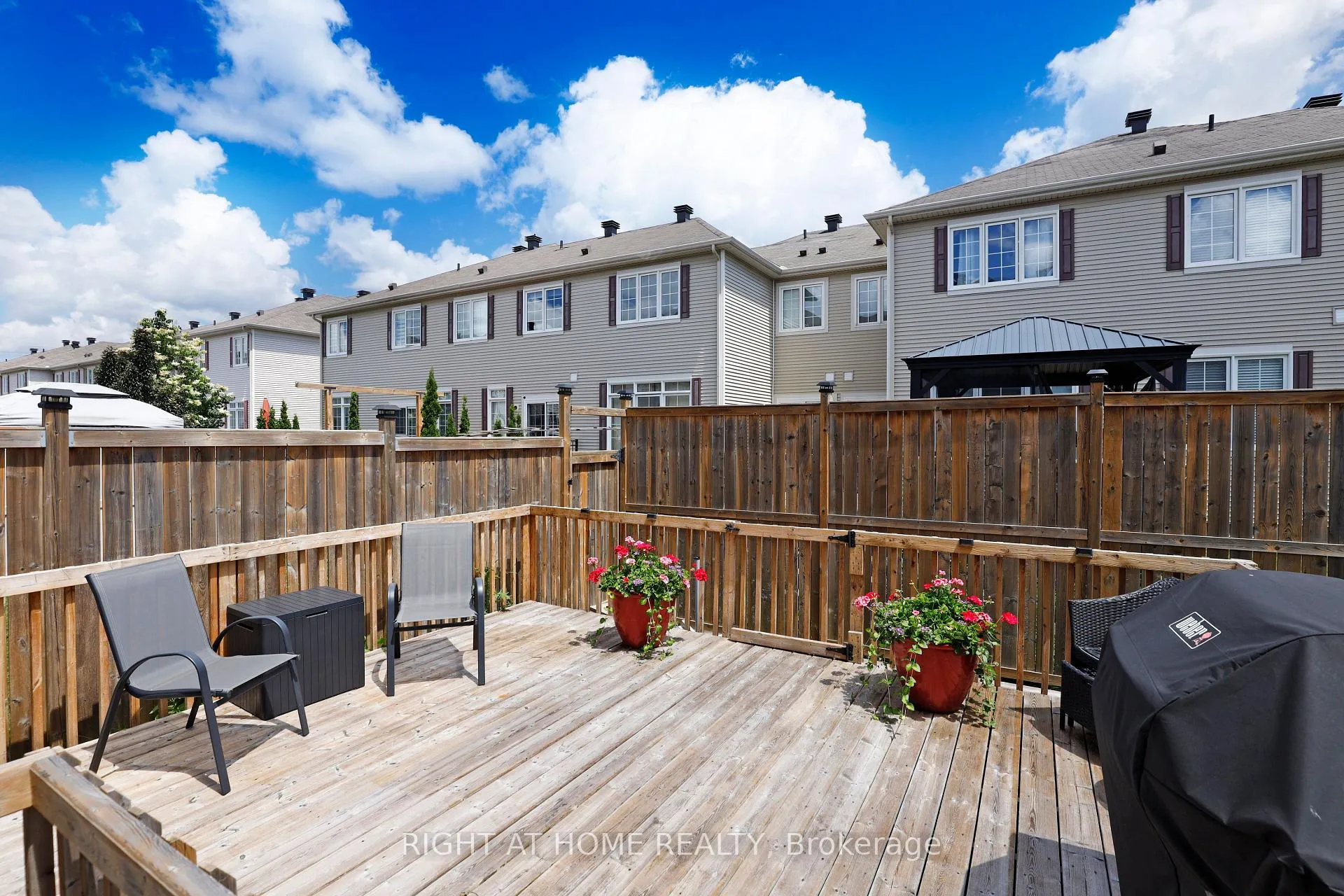 Photo 25 of 577 Ashbourne Crescent, Ottawa, Barrhaven - Stonebridge — HOMEH
