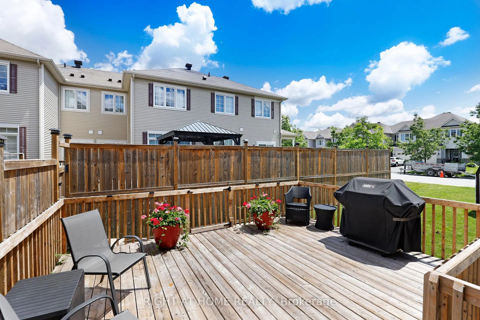 Photo 26 of 577 Ashbourne Crescent, Ottawa, Barrhaven - Stonebridge — HOMEH