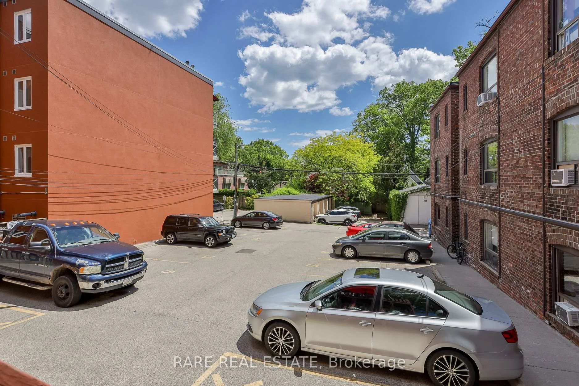 Photo 23 of Unit B, 2367 1/2 Queen Street, Toronto, The Beaches — HOMEH