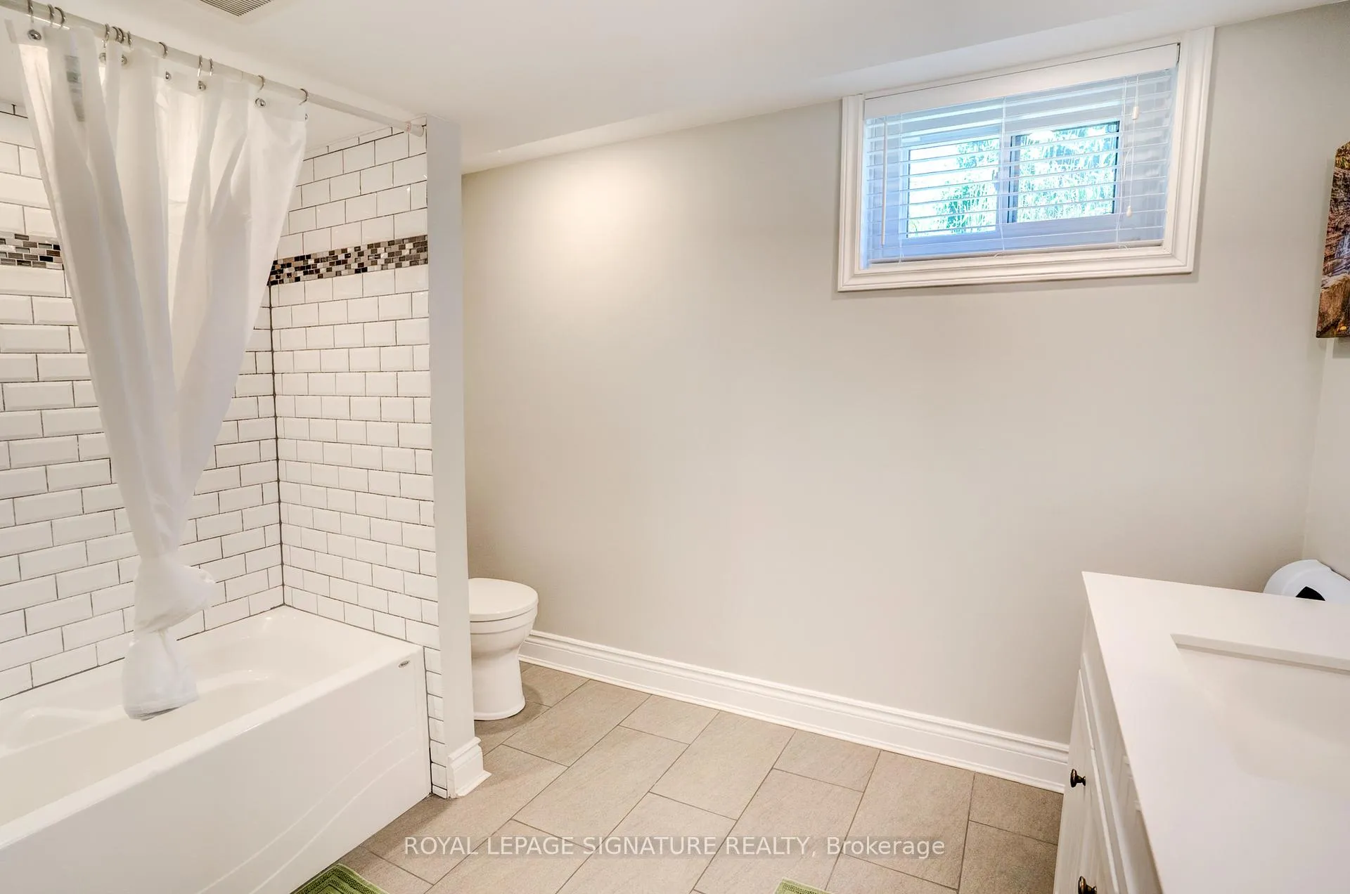 Photo 31 of 27 Leenders Lane, Erin — HOMEH
