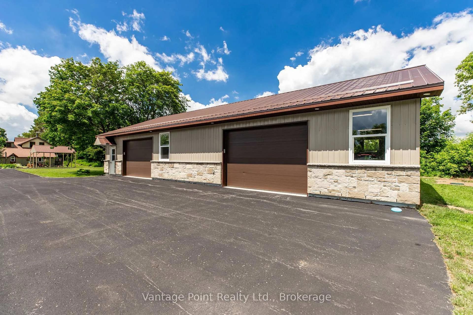 Photo 31 of 776227 10 Highway, Chatsworth — HOMEH