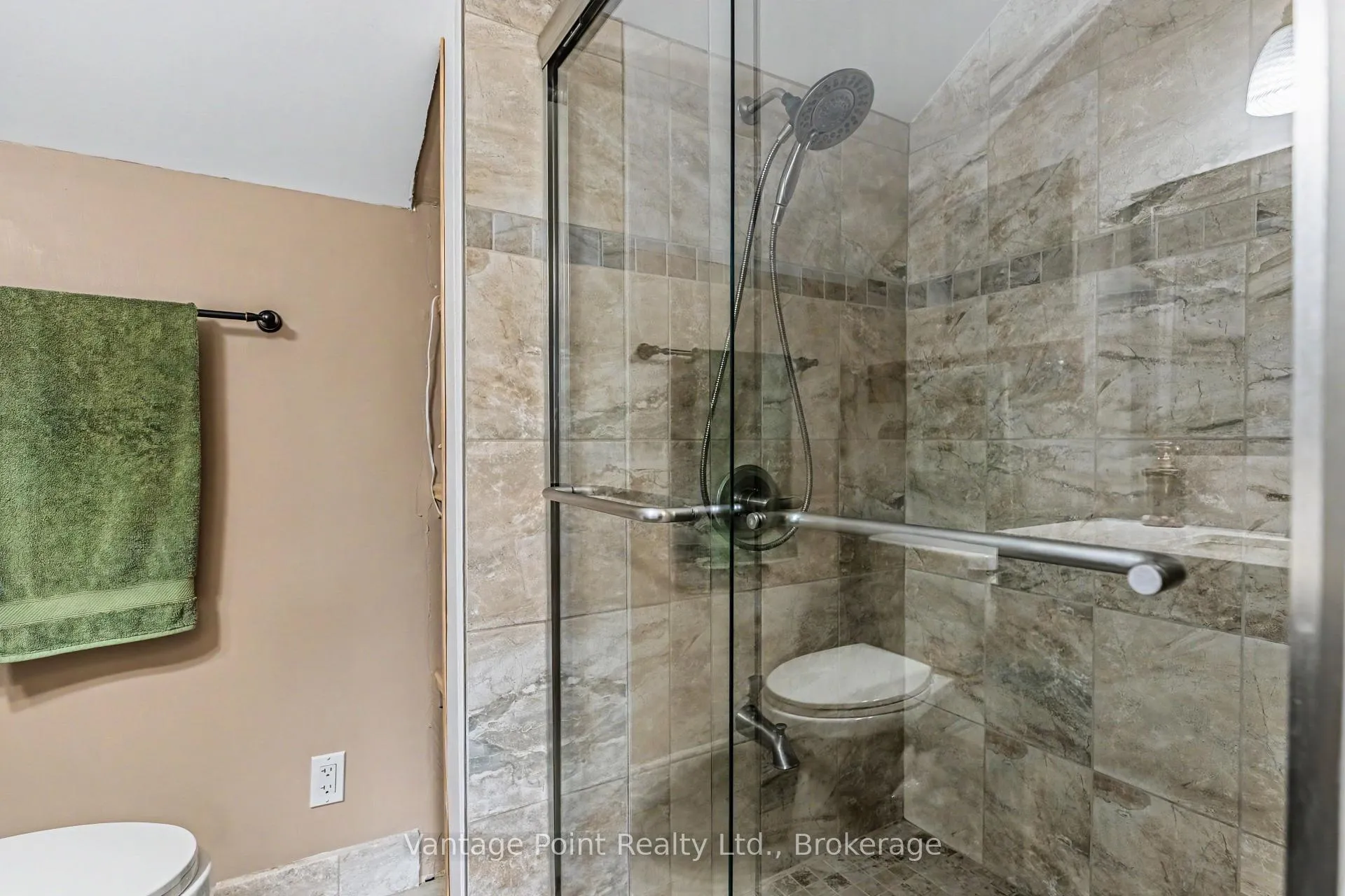 Photo 54 of 776227 10 Highway, Chatsworth — HOMEH