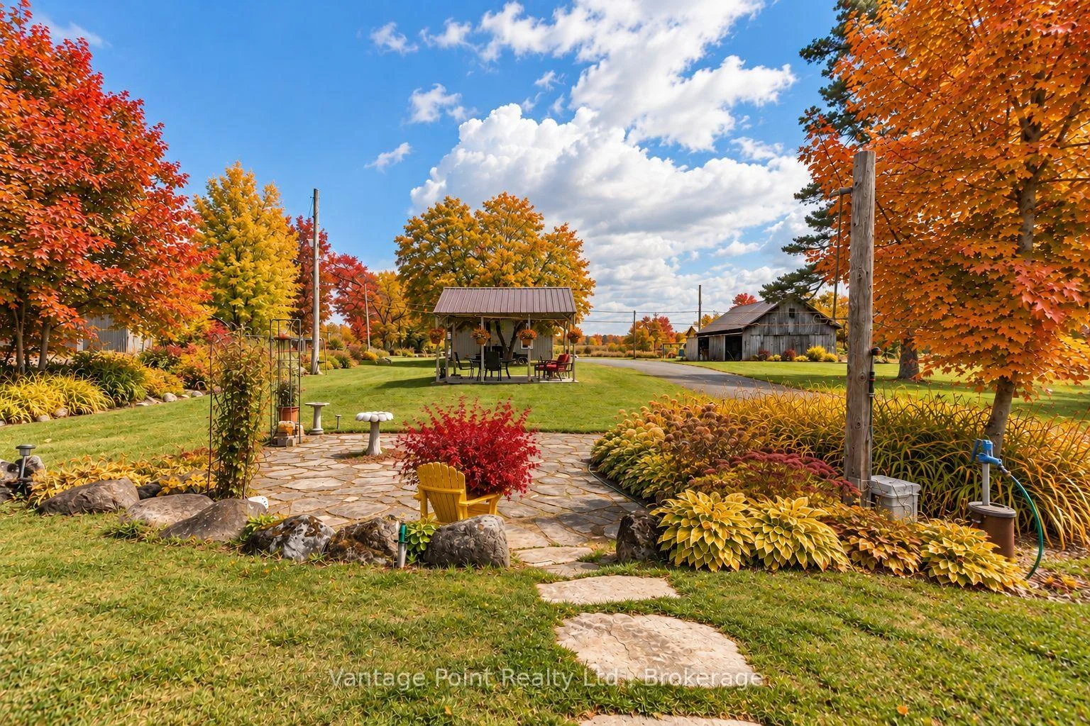 Photo 20 of 776227 10 Highway, Chatsworth — HOMEH