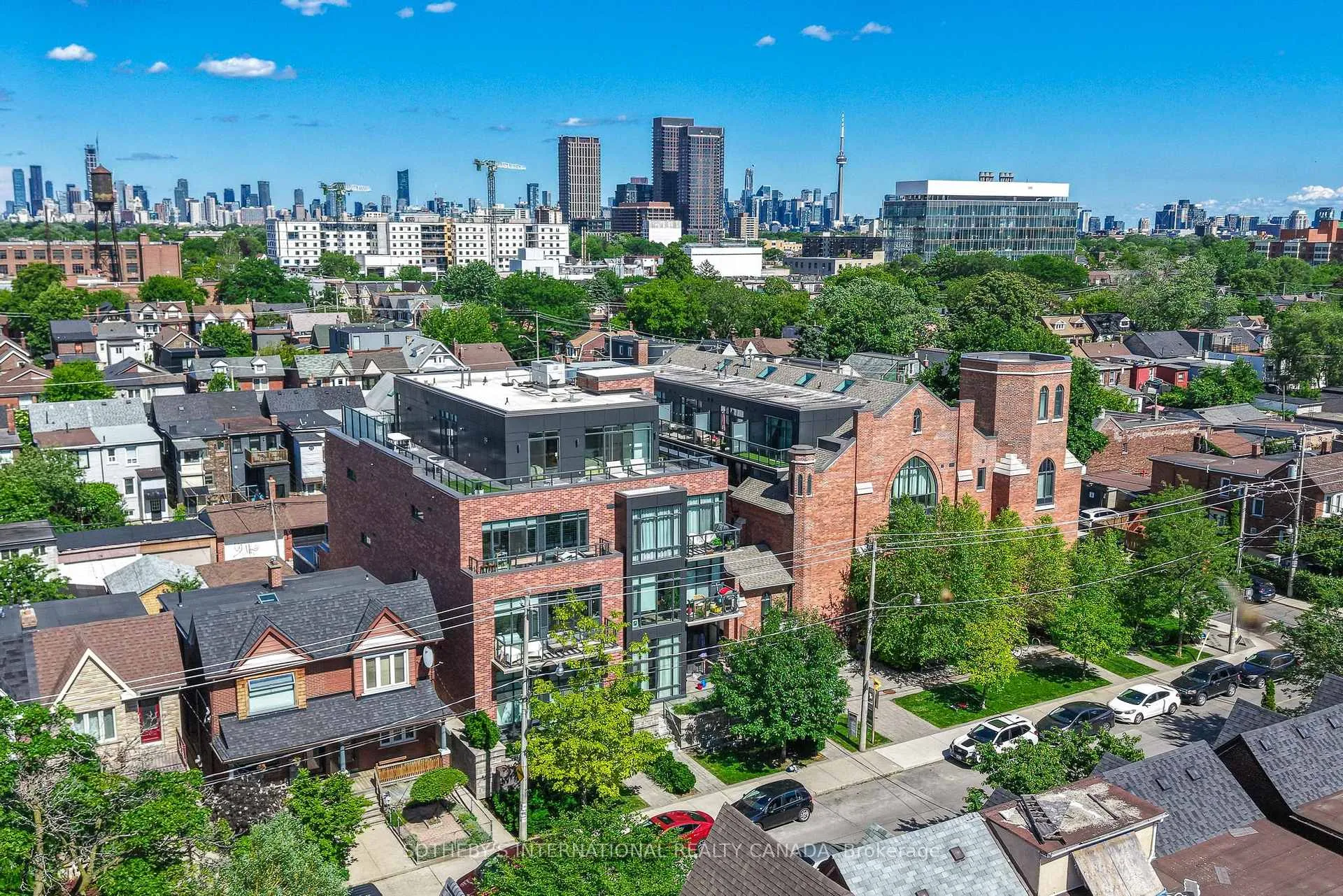 Front of Unit 104, 245 Perth Avenue N