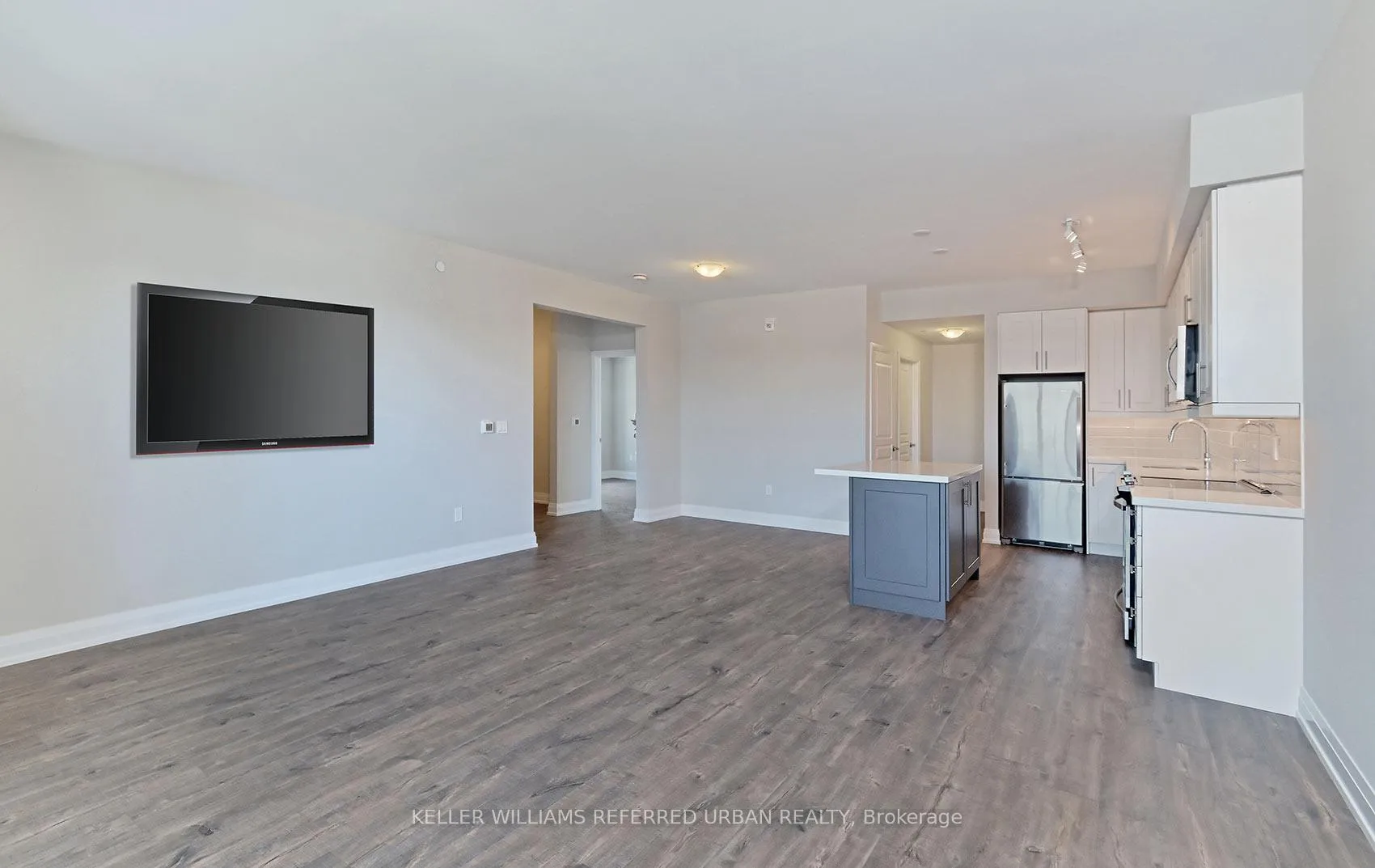 Photo 2 of Unit 231, 555 William Graham Drive, Aurora, Rural Aurora — HOMEH
