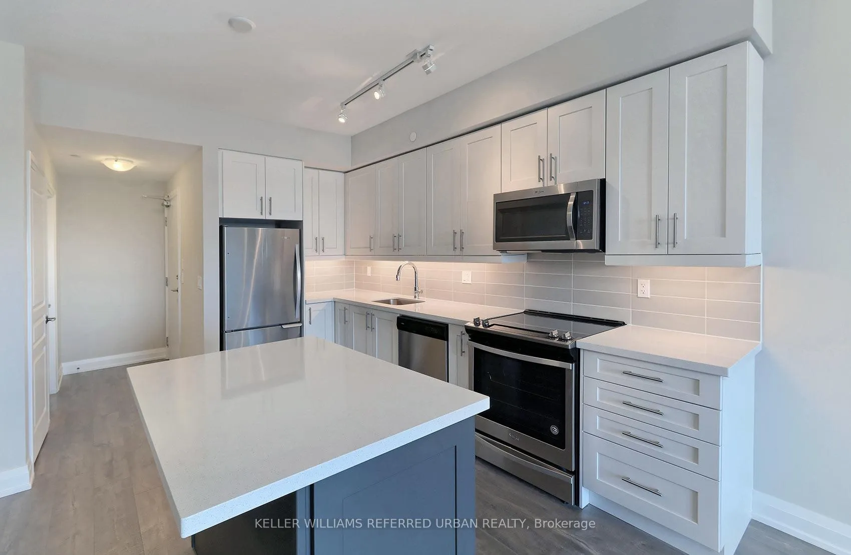 Photo 6 of Unit 231, 555 William Graham Drive, Aurora, Rural Aurora — HOMEH