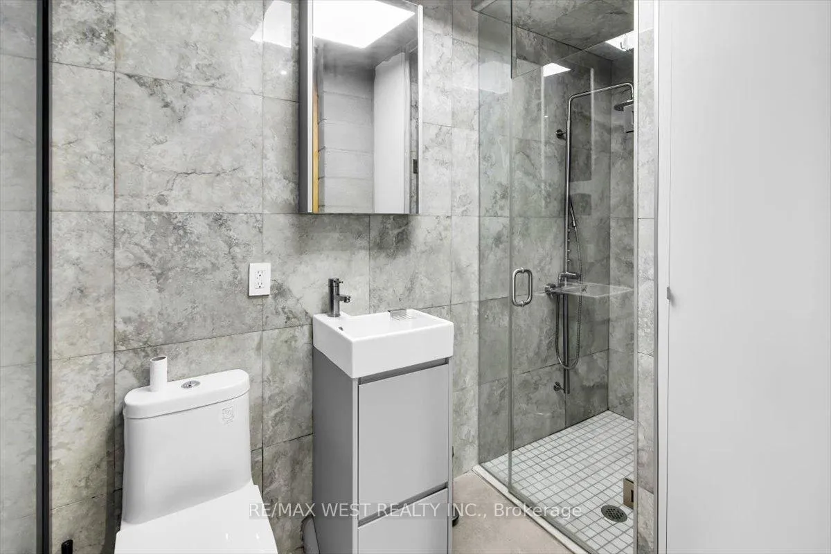 Photo 14 of 781 Craven Road, Toronto, Greenwood-Coxwell — HOMEH