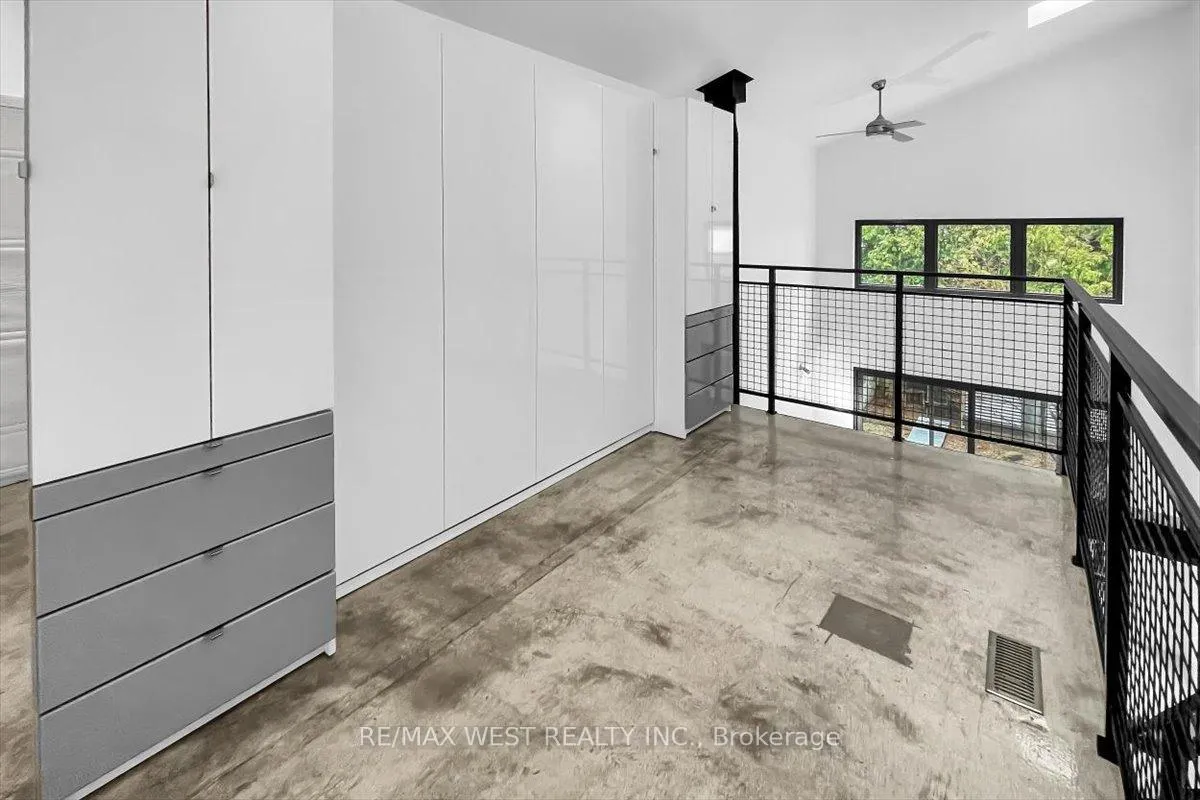 Photo 20 of 781 Craven Road, Toronto, Greenwood-Coxwell — HOMEH