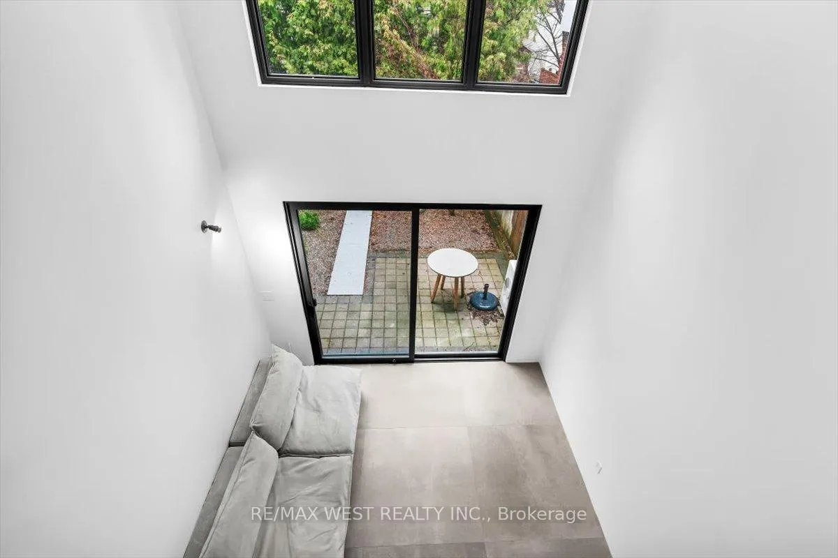 Photo 27 of 781 Craven Road, Toronto, Greenwood-Coxwell — HOMEH