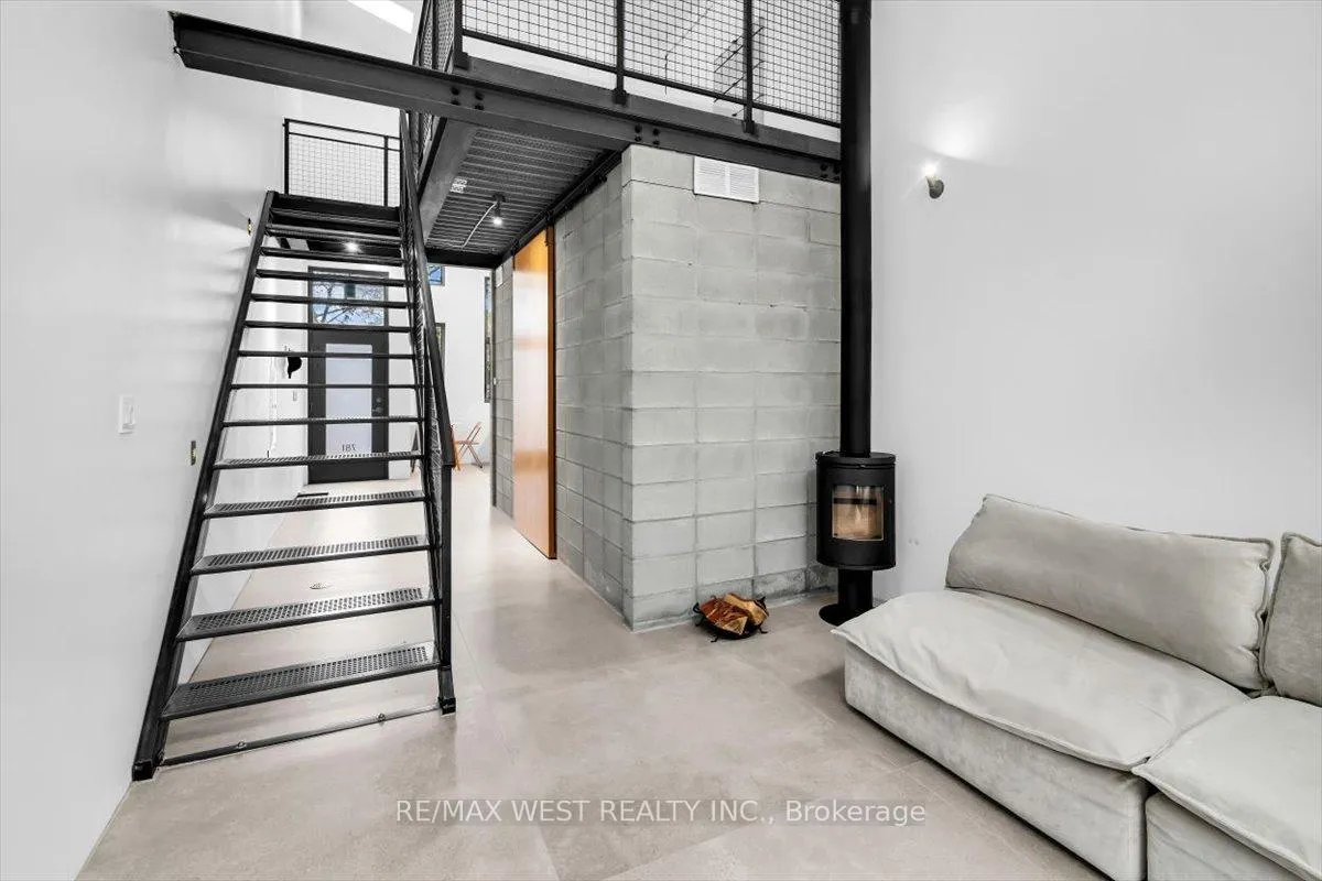 Photo 29 of 781 Craven Road, Toronto, Greenwood-Coxwell — HOMEH