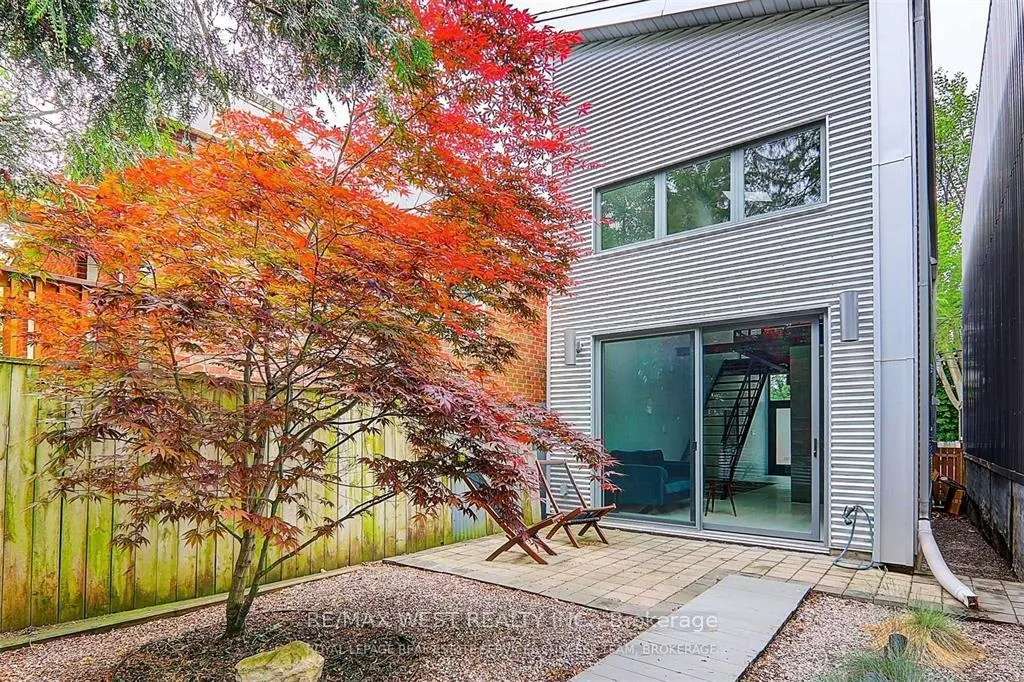 Photo 33 of 781 Craven Road, Toronto, Greenwood-Coxwell — HOMEH
