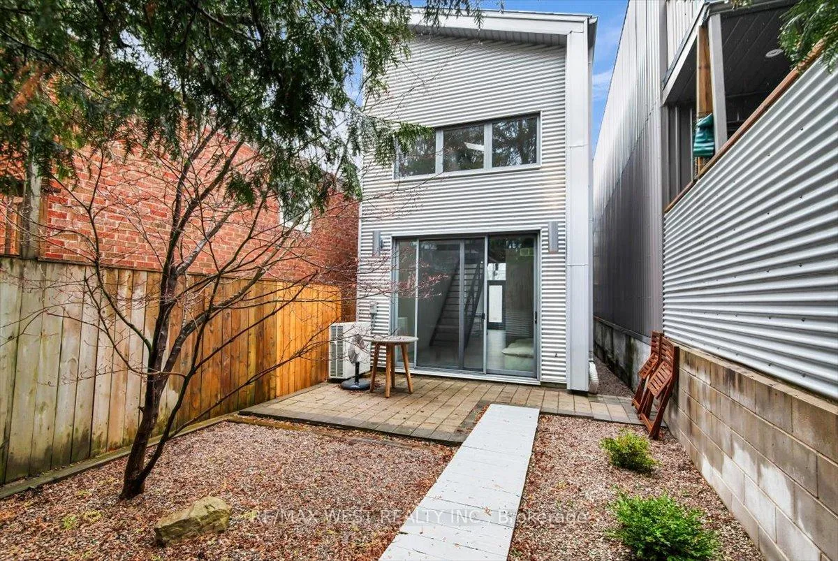 Photo 34 of 781 Craven Road, Toronto, Greenwood-Coxwell — HOMEH