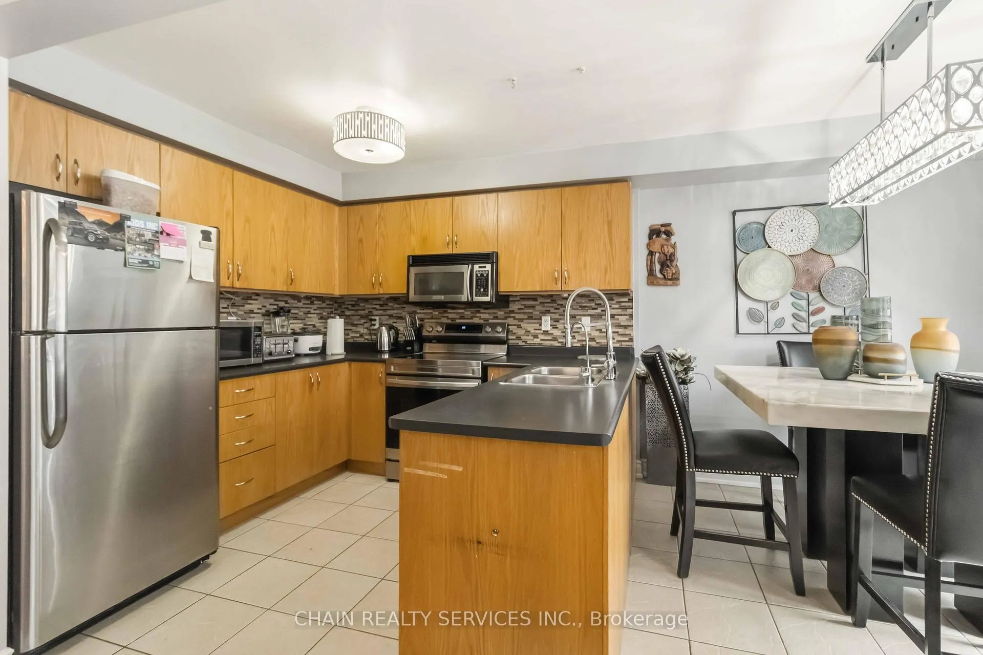 Photo 11 of 36 Crannyfield Drive, Brampton, Fletcher's Meadow — HOMEH