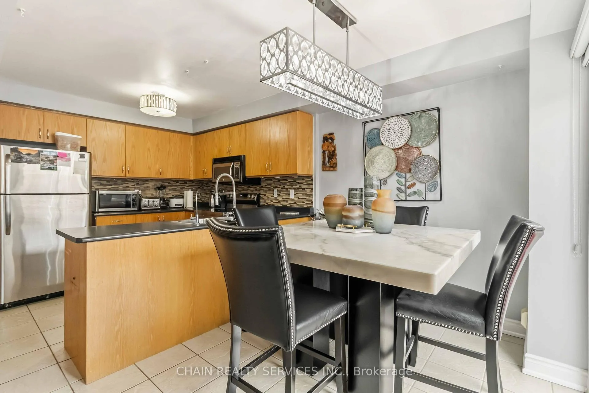 Photo 12 of 36 Crannyfield Drive, Brampton, Fletcher's Meadow — HOMEH