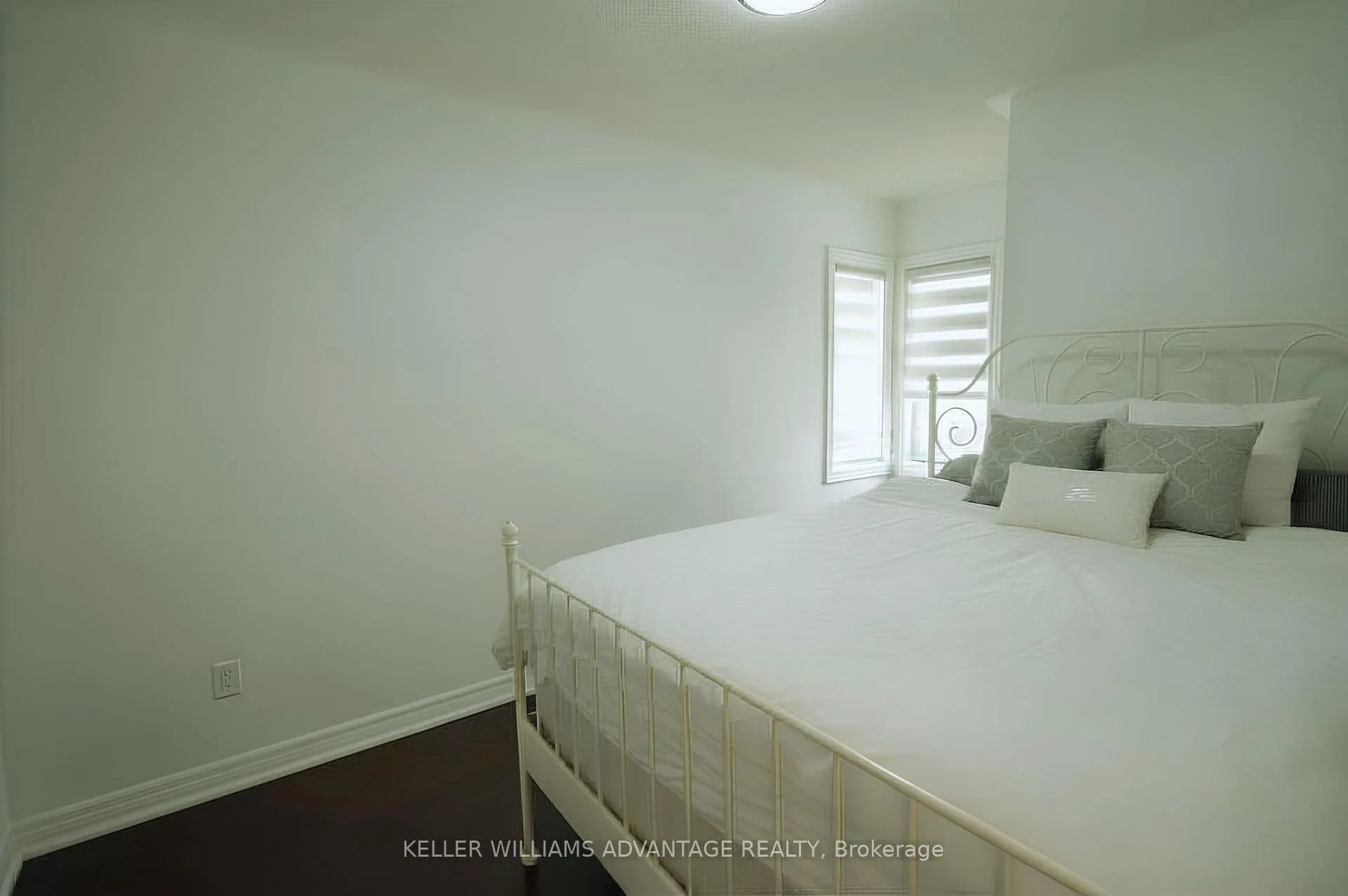 Photo 12 of Unit 11, 190 Harding Boulevard, Richmond Hill, North Richvale — HOMEH