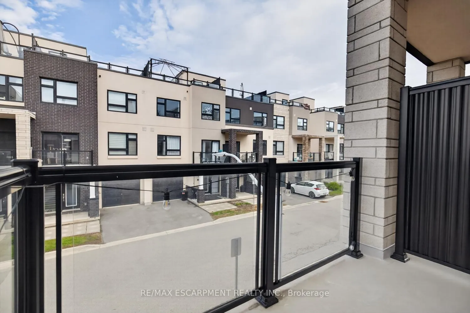 Photo 22 of Unit 32, 1121 Cooke Boulevard, Burlington, LaSalle — HOMEH