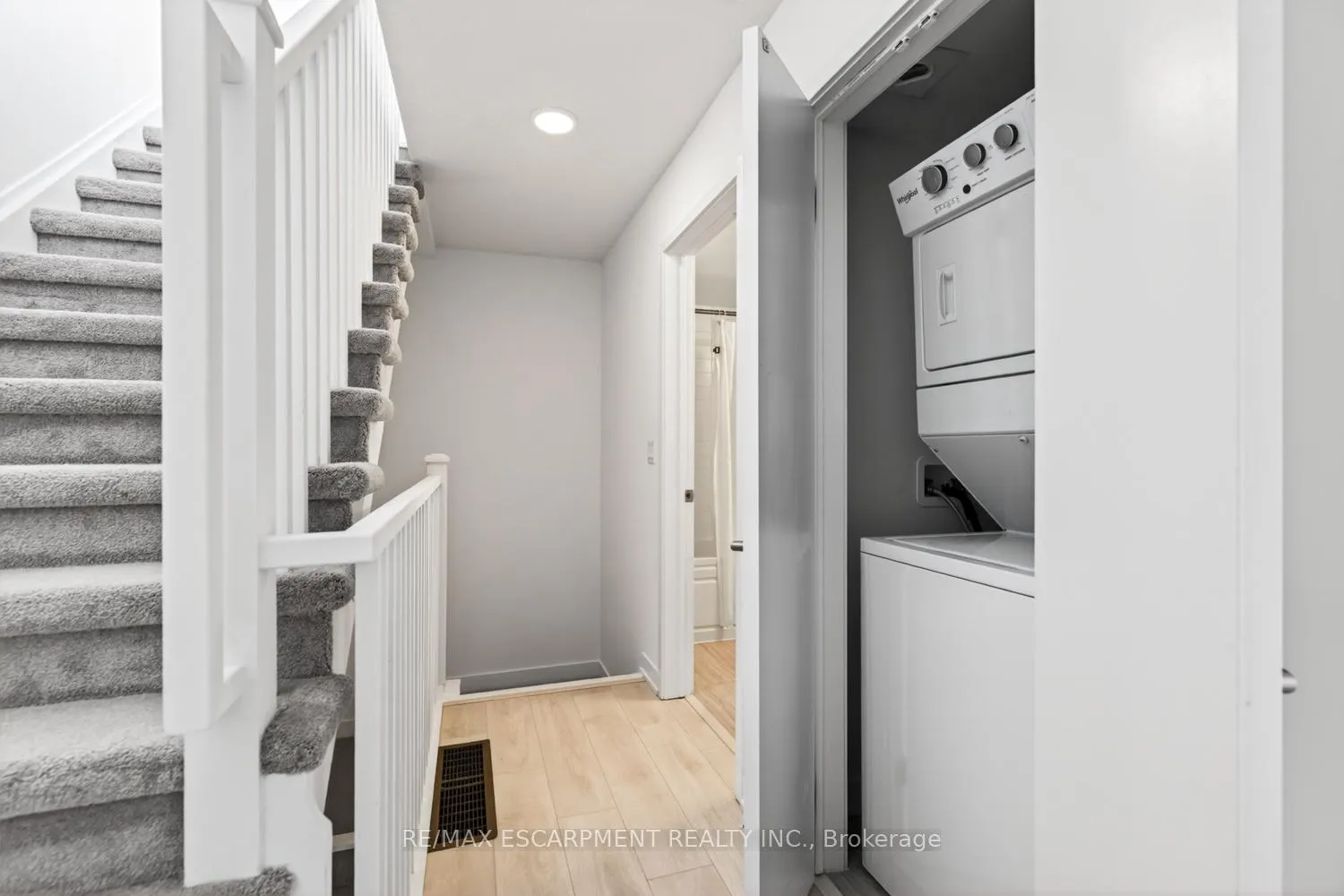 Photo 26 of Unit 32, 1121 Cooke Boulevard, Burlington, LaSalle — HOMEH
