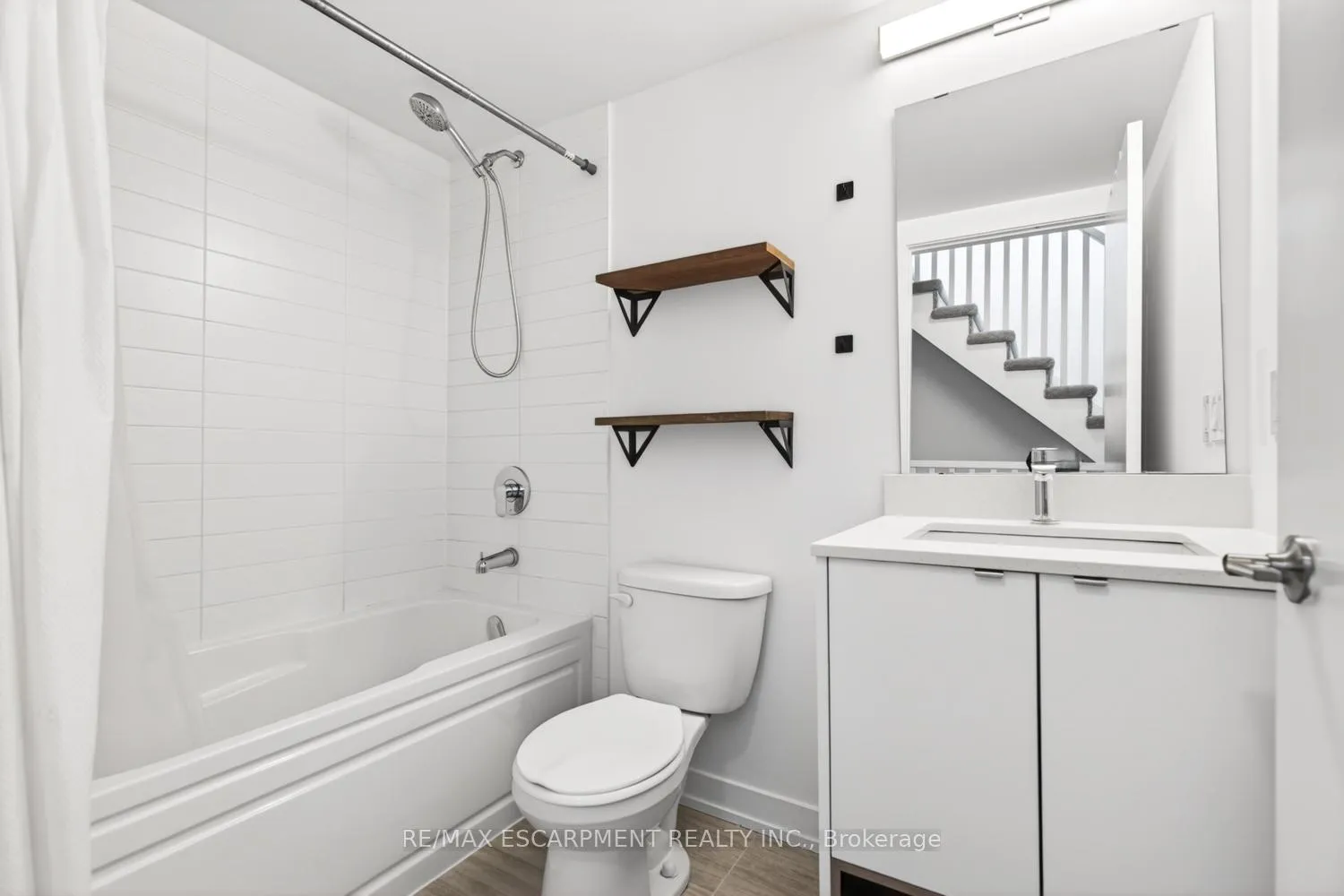 Photo 27 of Unit 32, 1121 Cooke Boulevard, Burlington, LaSalle — HOMEH