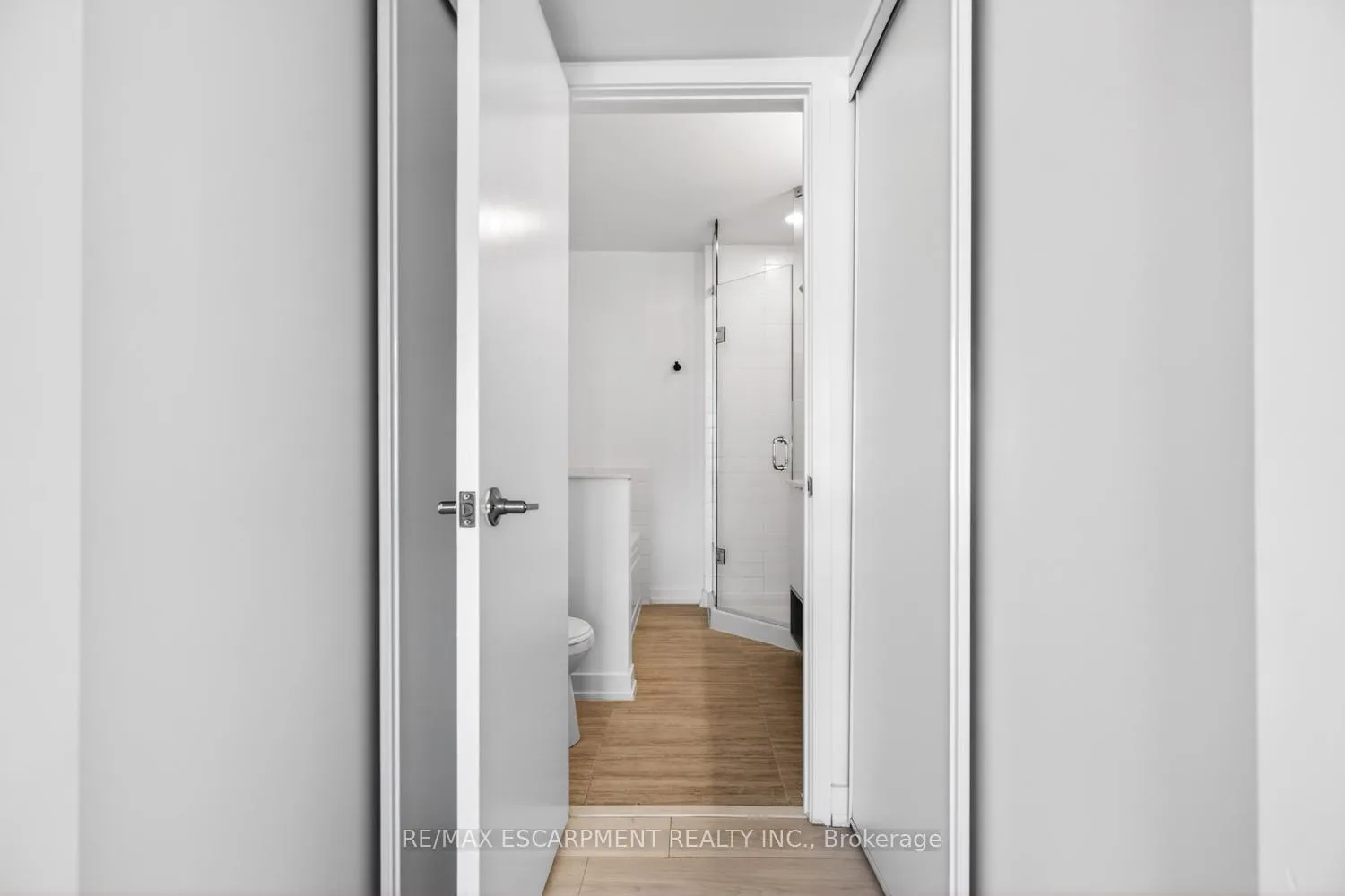 Photo 35 of Unit 32, 1121 Cooke Boulevard, Burlington, LaSalle — HOMEH