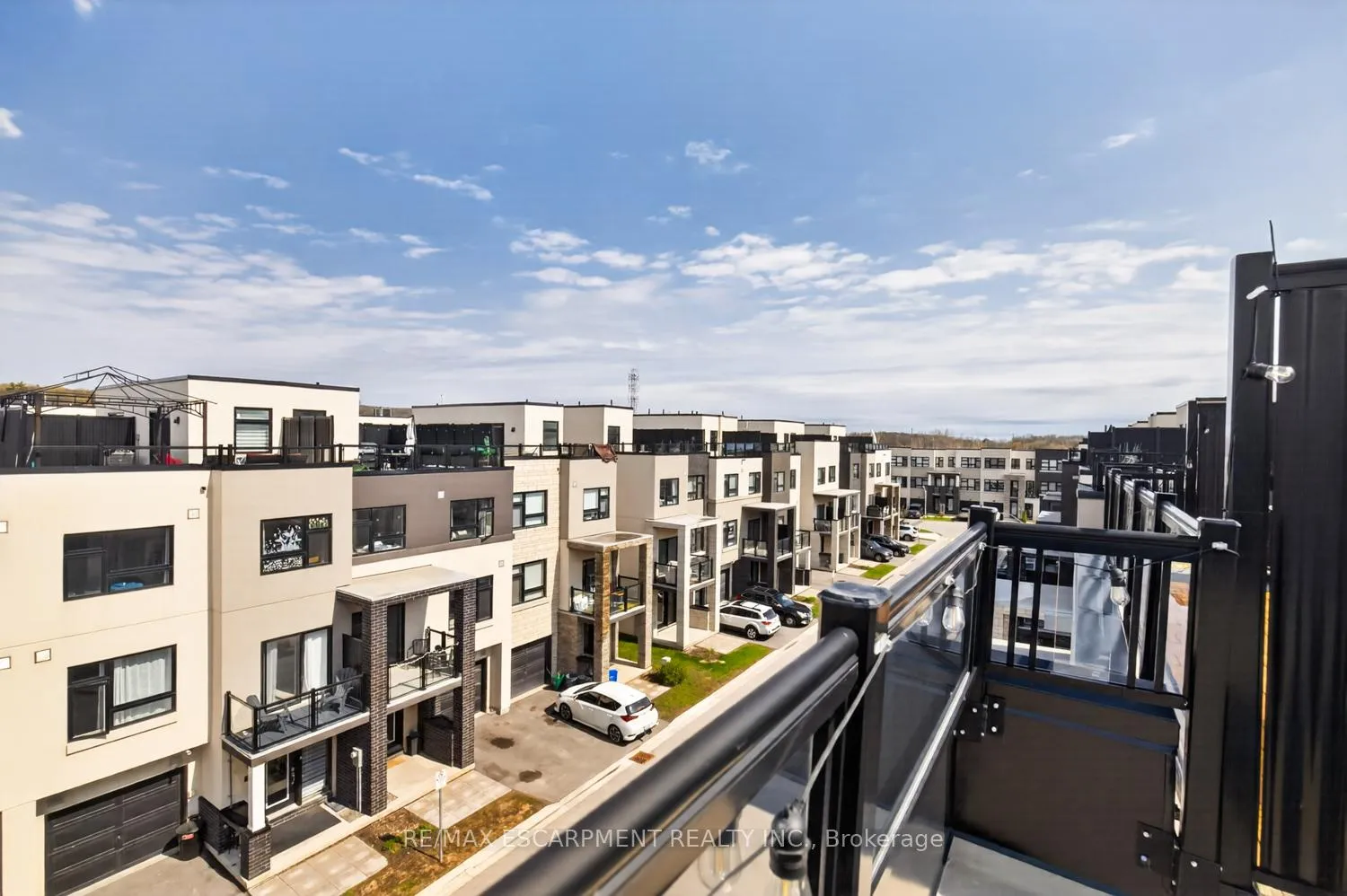 Photo 44 of Unit 32, 1121 Cooke Boulevard, Burlington, LaSalle — HOMEH