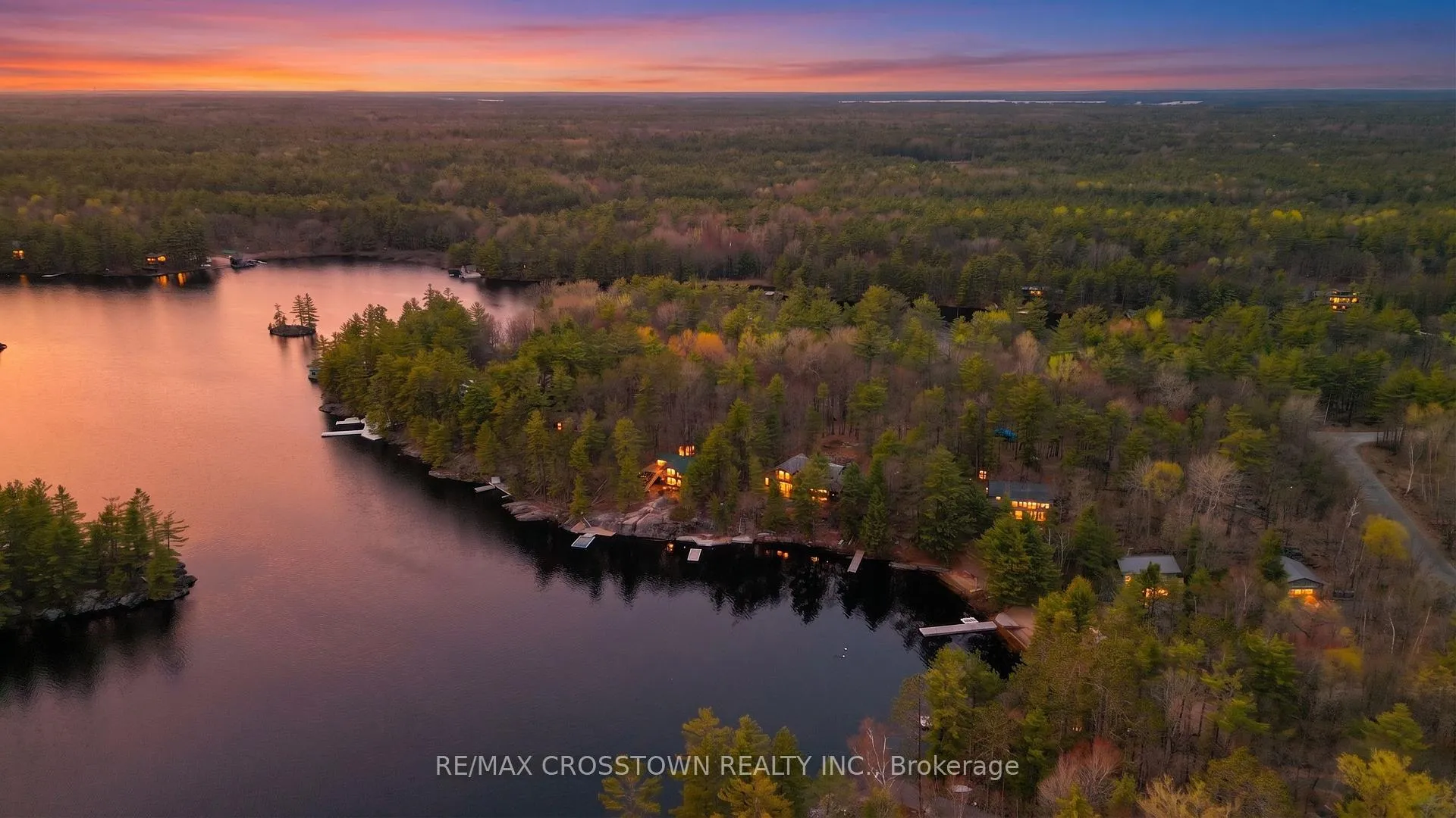 Photo 3 of 607 Juniper Drive, Gravenhurst, Wood (Gravenhurst) — HOMEH