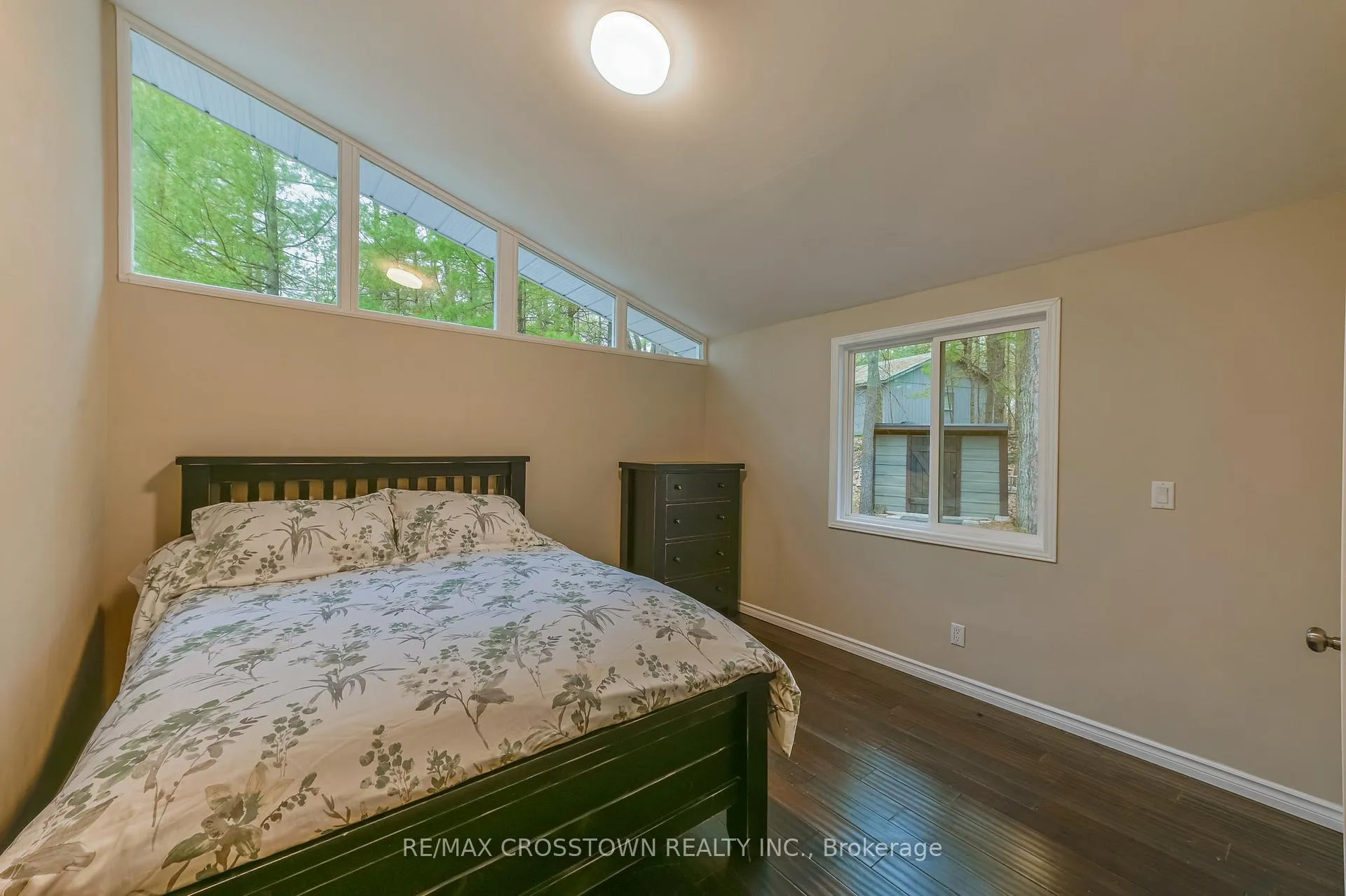 Photo 15 of 607 Juniper Drive, Gravenhurst, Wood (Gravenhurst) — HOMEH