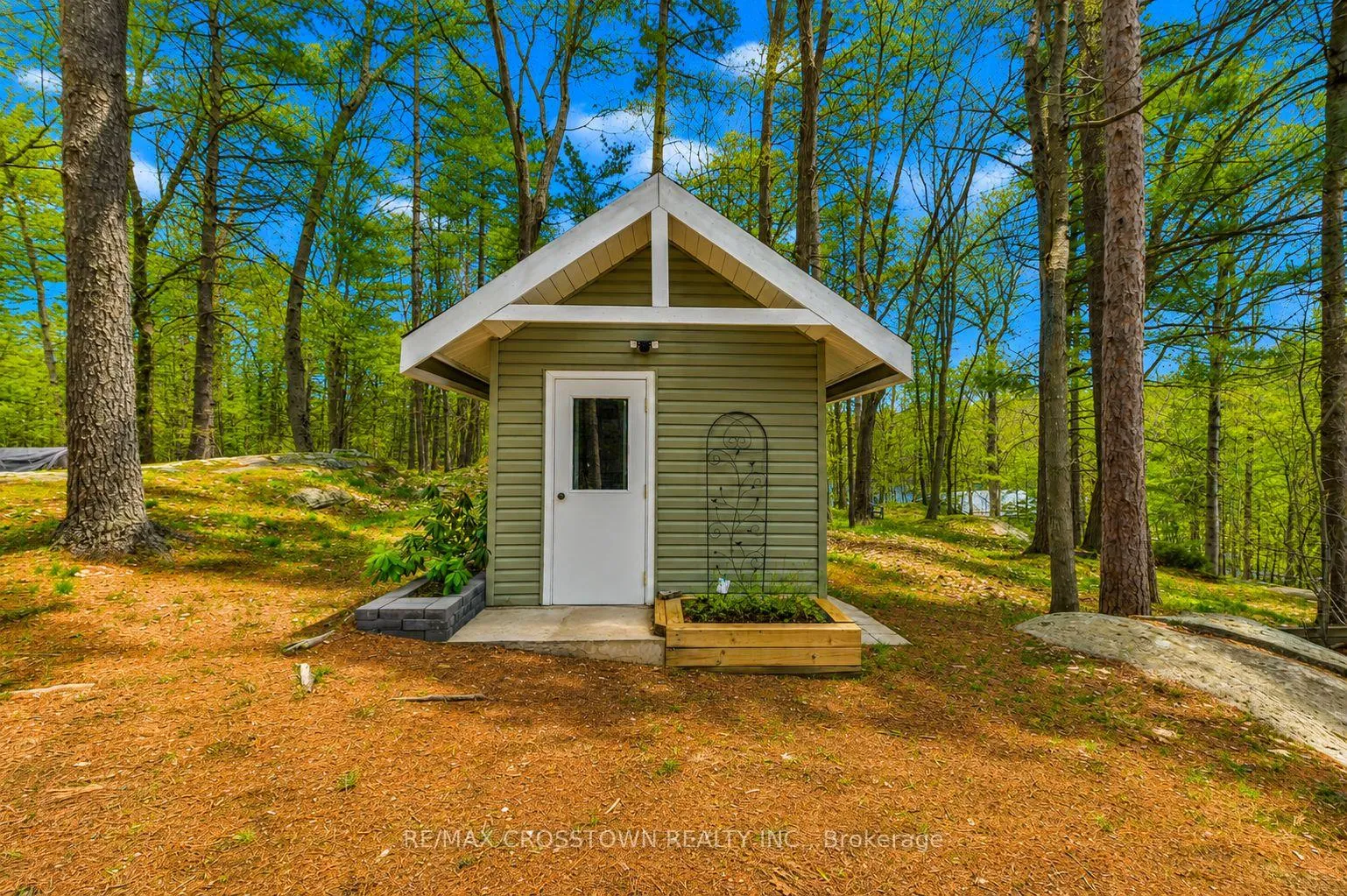 Photo 19 of 607 Juniper Drive, Gravenhurst, Wood (Gravenhurst) — HOMEH