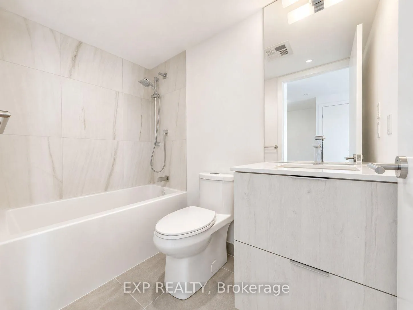 Photo 8 of Unit 1306, 47 Mutual Street, Toronto, Church-Yonge Corridor — HOMEH