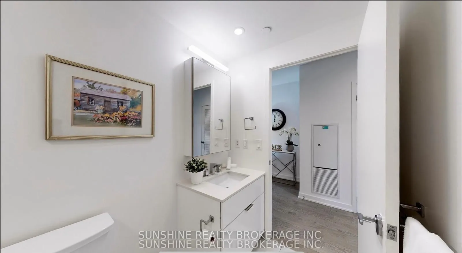 Photo 8 of Unit 422, 25 Richmond Street E, Toronto, Church-Yonge Corridor — HOMEH