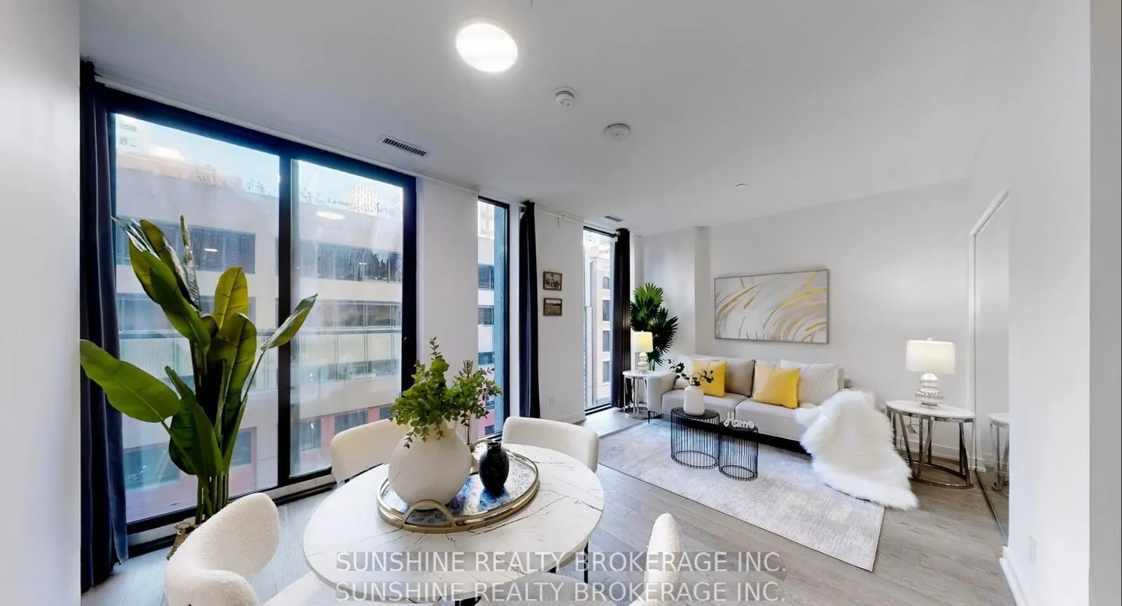 Photo 14 of Unit 422, 25 Richmond Street E, Toronto, Church-Yonge Corridor — HOMEH