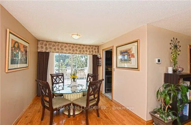 Photo 8 of 37 Caledon Court, Oshawa, Centennial — HOMEH