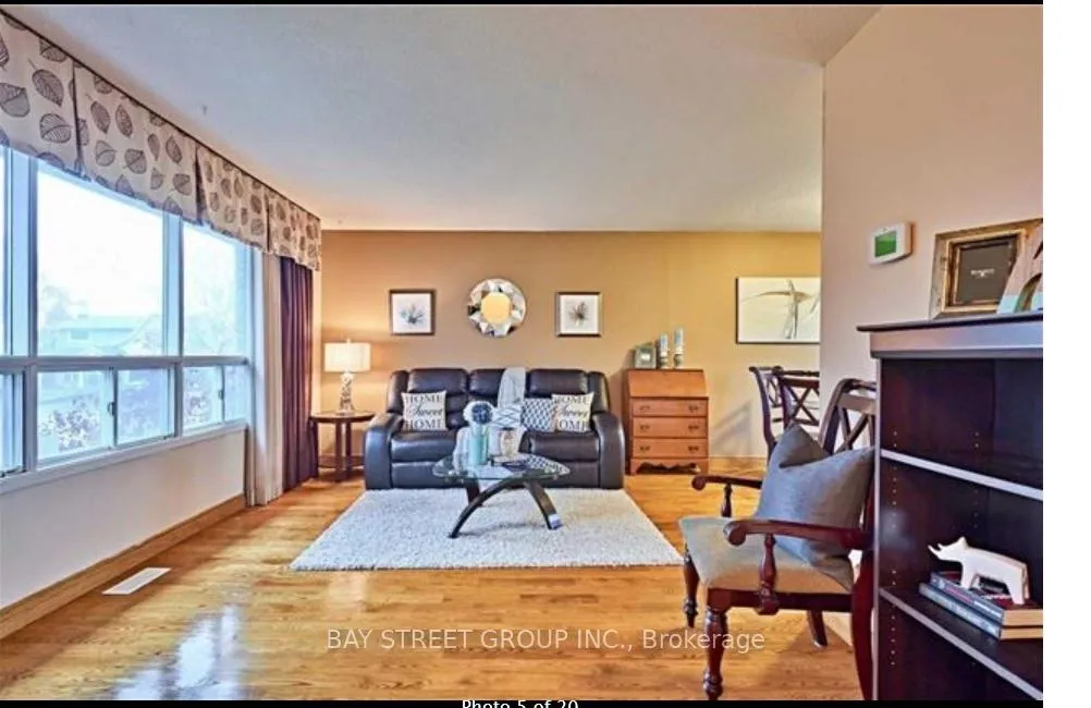 Photo 12 of 37 Caledon Court, Oshawa, Centennial — HOMEH