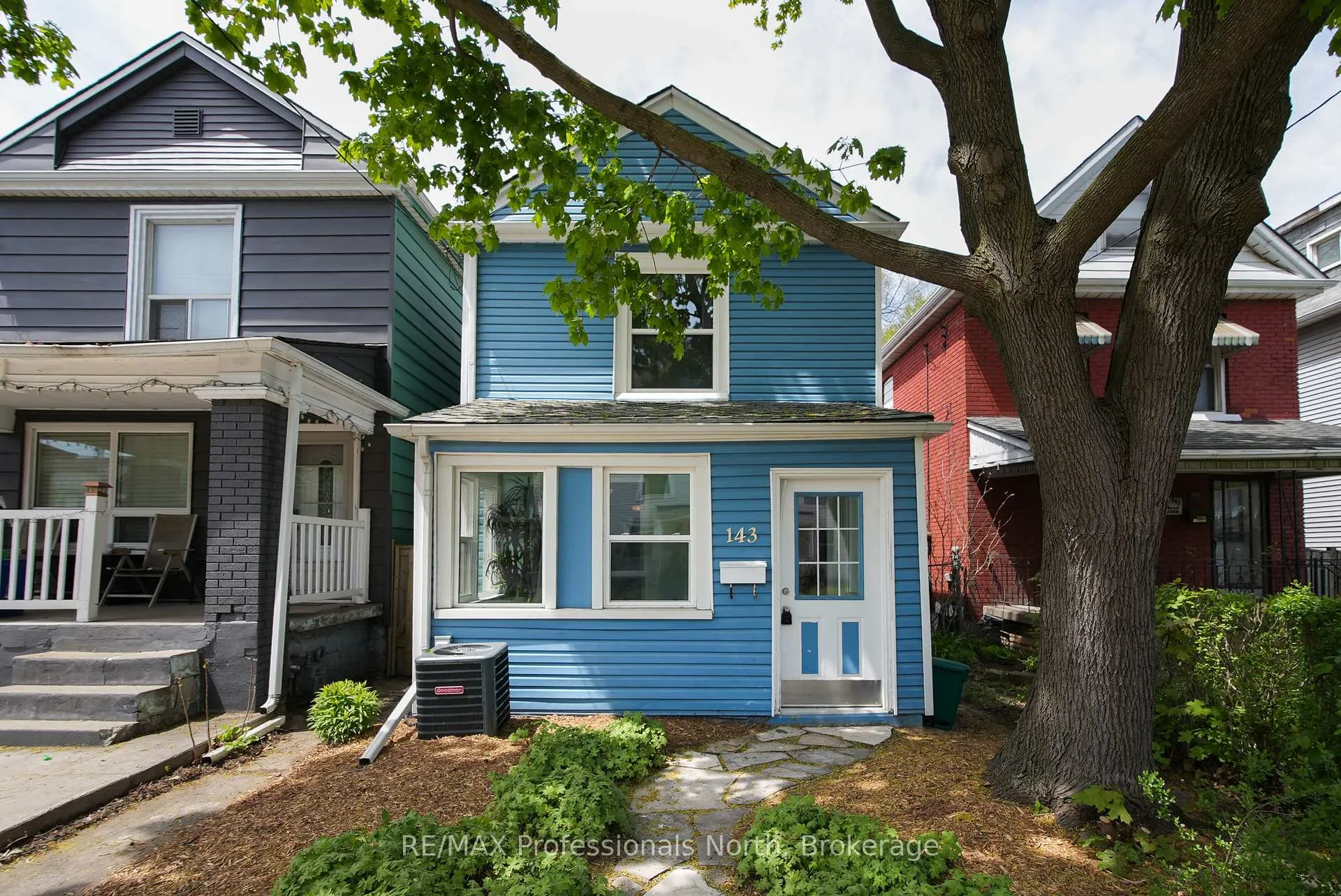 Front of 143 Barnesdale Avenue N