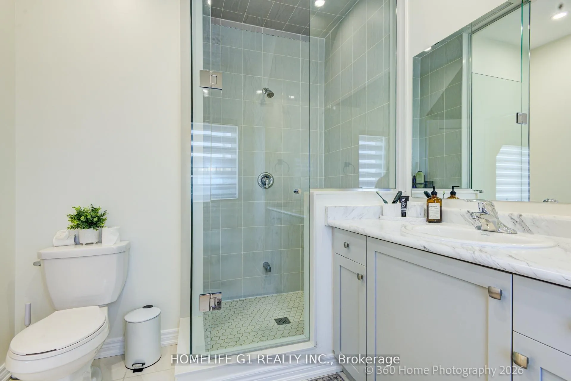 Photo 20 of 98 Fruitvale Circle, Brampton, Northwest Brampton — HOMEH