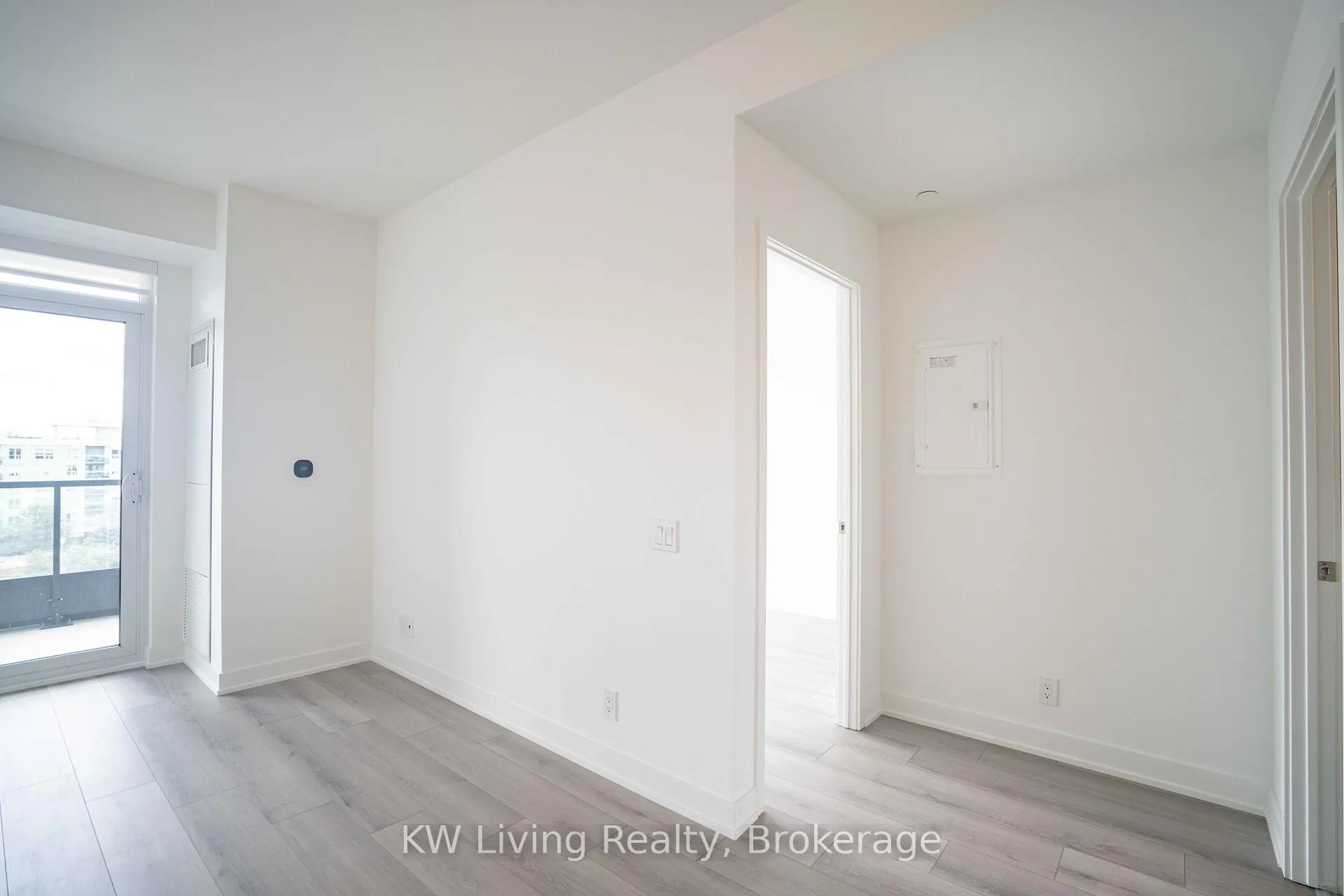 Photo 17 of Unit 512, 20 Deans Drive, Scarborough, Clairlea-Birchmount — HOMEH