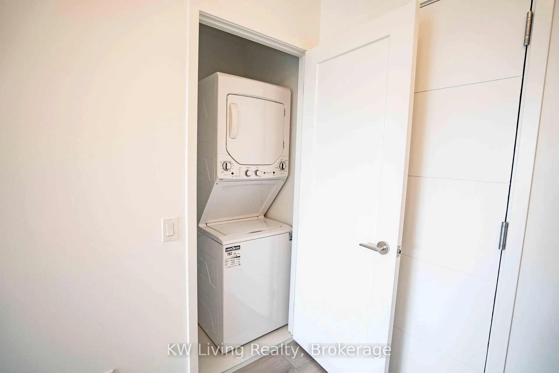 Photo 21 of Unit 512, 20 Deans Drive, Scarborough, Clairlea-Birchmount — HOMEH
