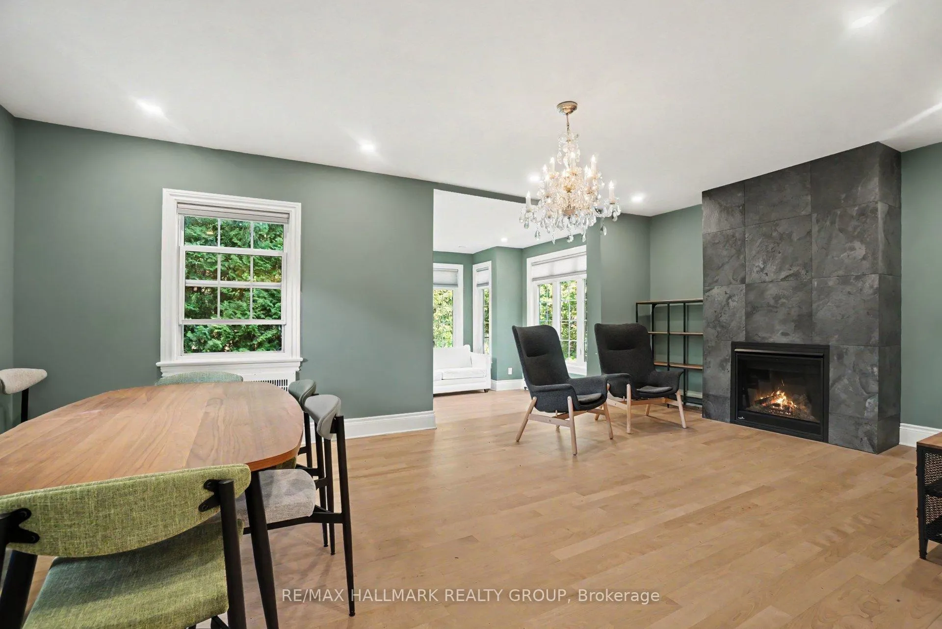 Photo 3 of 171 Minto Place, Ottawa, Rockcliffe — HOMEH