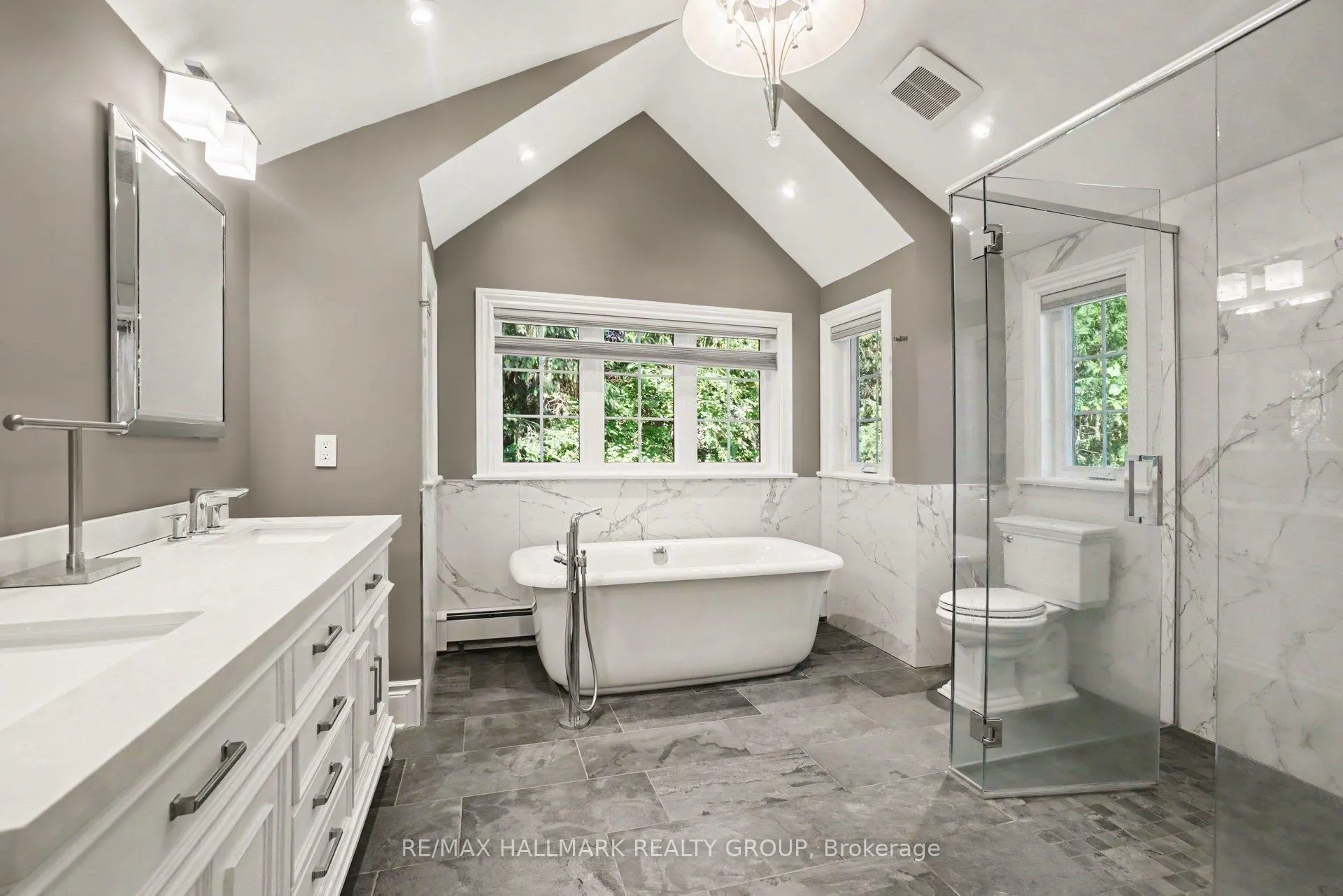 Photo 13 of 171 Minto Place, Ottawa, Rockcliffe — HOMEH