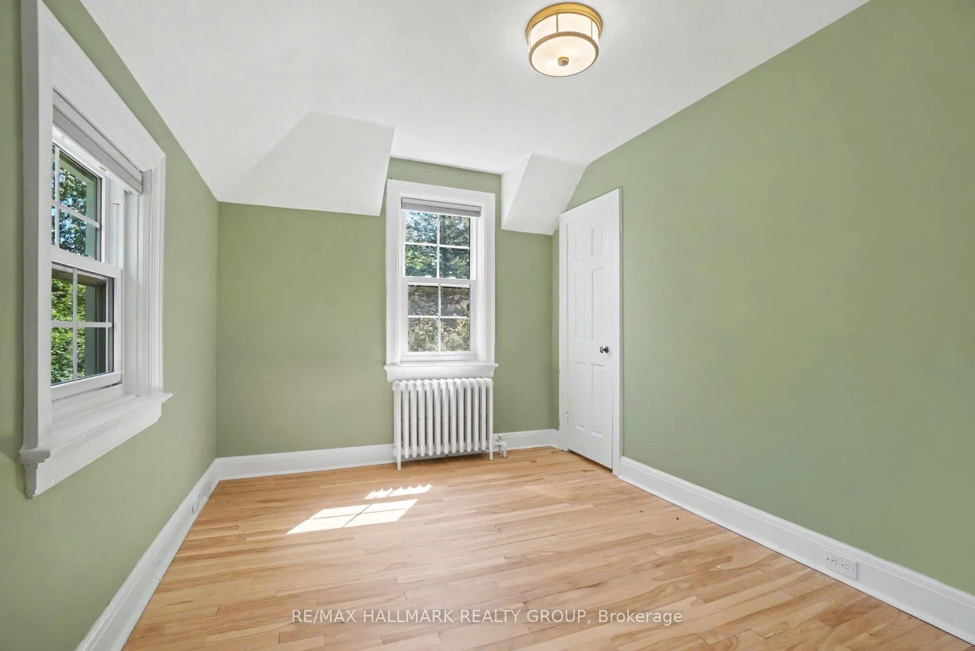 Photo 14 of 171 Minto Place, Ottawa, Rockcliffe — HOMEH