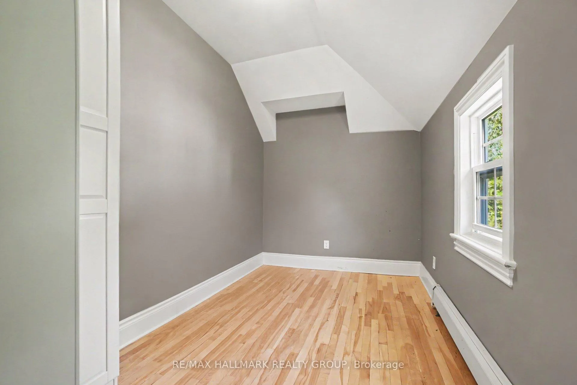 Photo 17 of 171 Minto Place, Ottawa, Rockcliffe — HOMEH