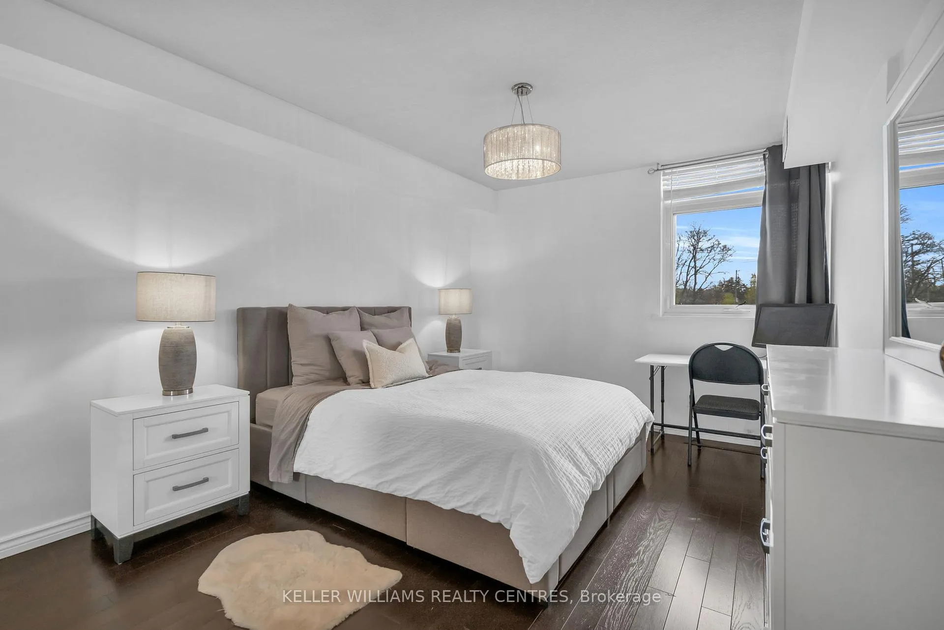 Photo 9 of Unit 407, 7811 Yonge Street, Markham, Thornhill — HOMEH
