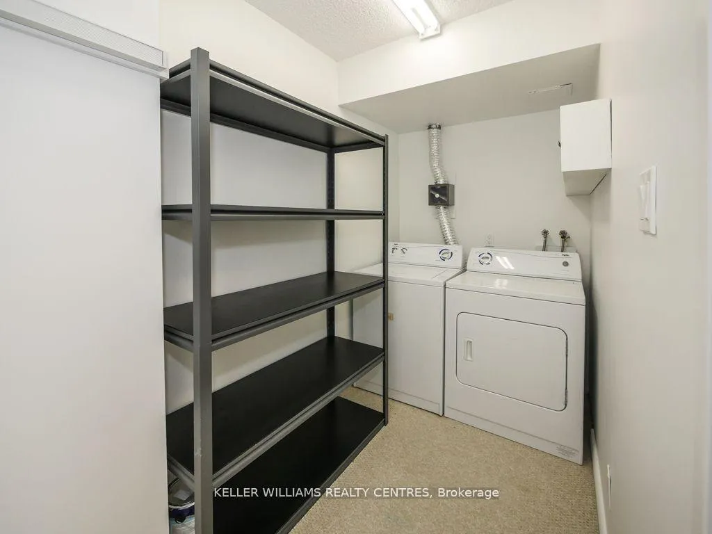 Photo 12 of Unit 407, 7811 Yonge Street, Markham, Thornhill — HOMEH