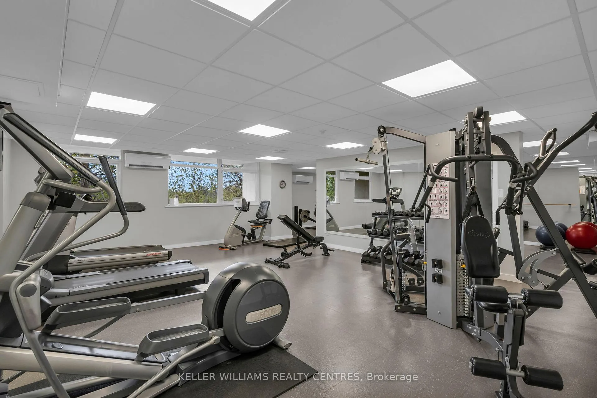 Photo 17 of Unit 407, 7811 Yonge Street, Markham, Thornhill — HOMEH