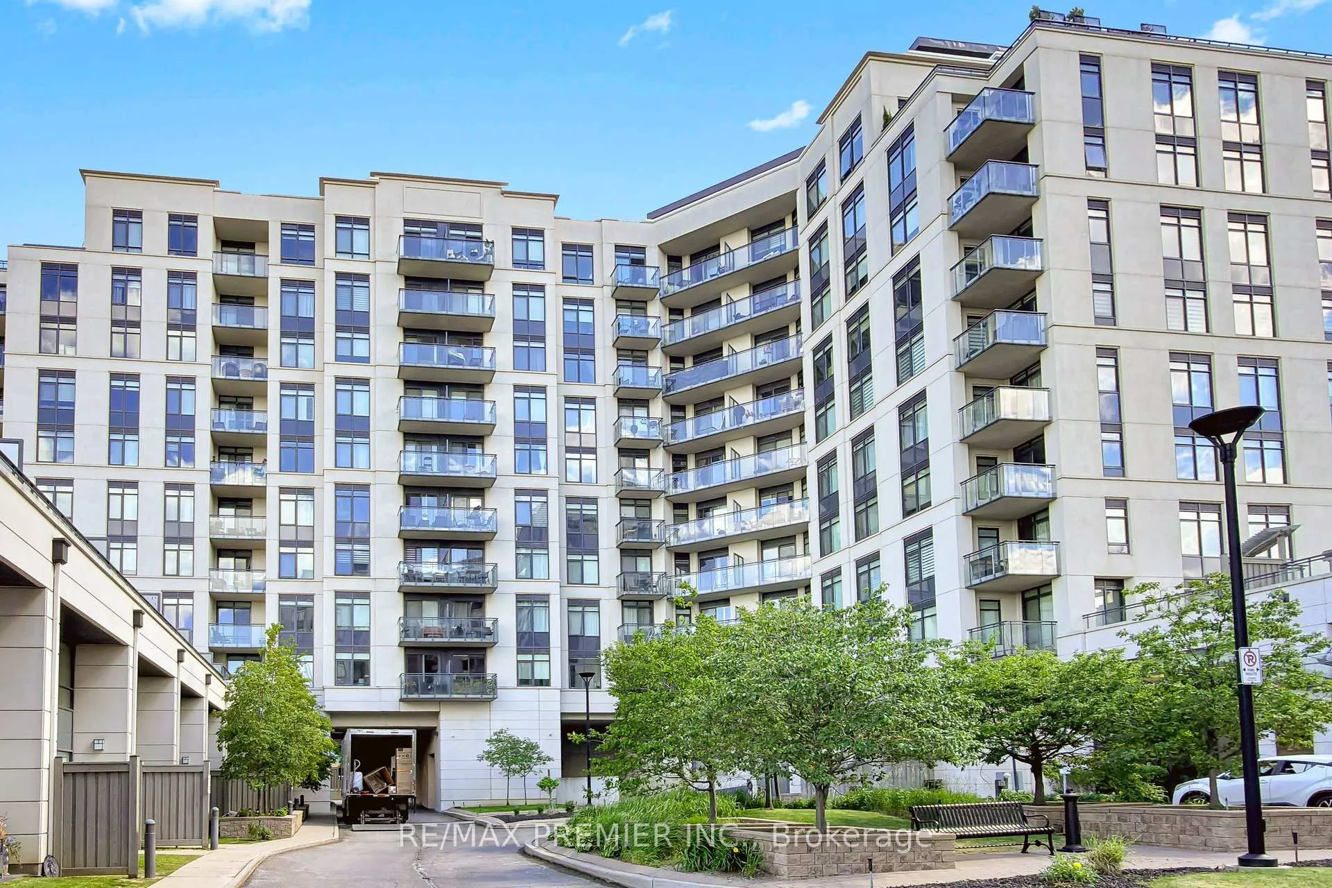 Photo 1 of Unit 604, 24 Woodstream Boulevard, Vaughan, Vaughan Grove — HOMEH