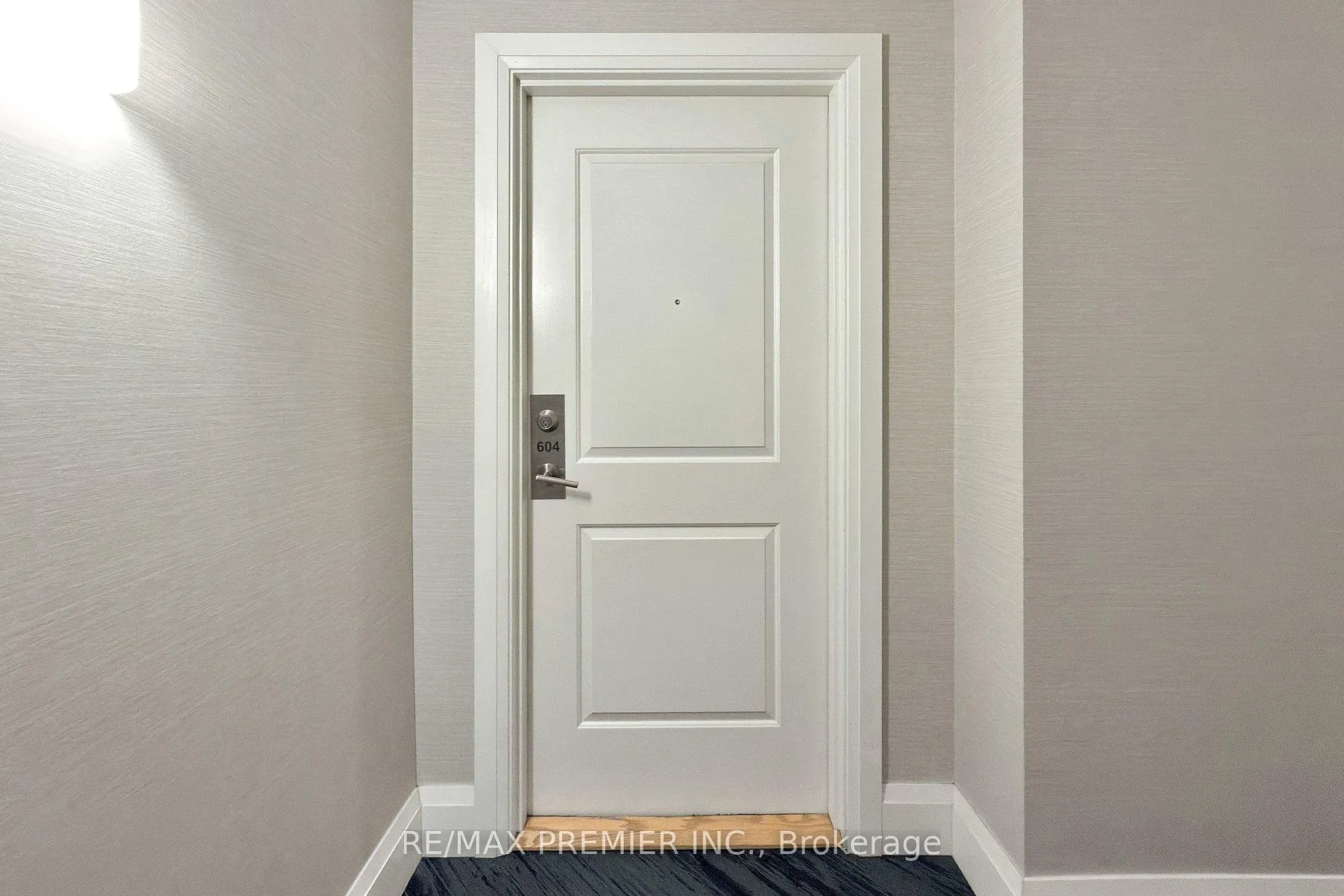 Photo 3 of Unit 604, 24 Woodstream Boulevard, Vaughan, Vaughan Grove — HOMEH