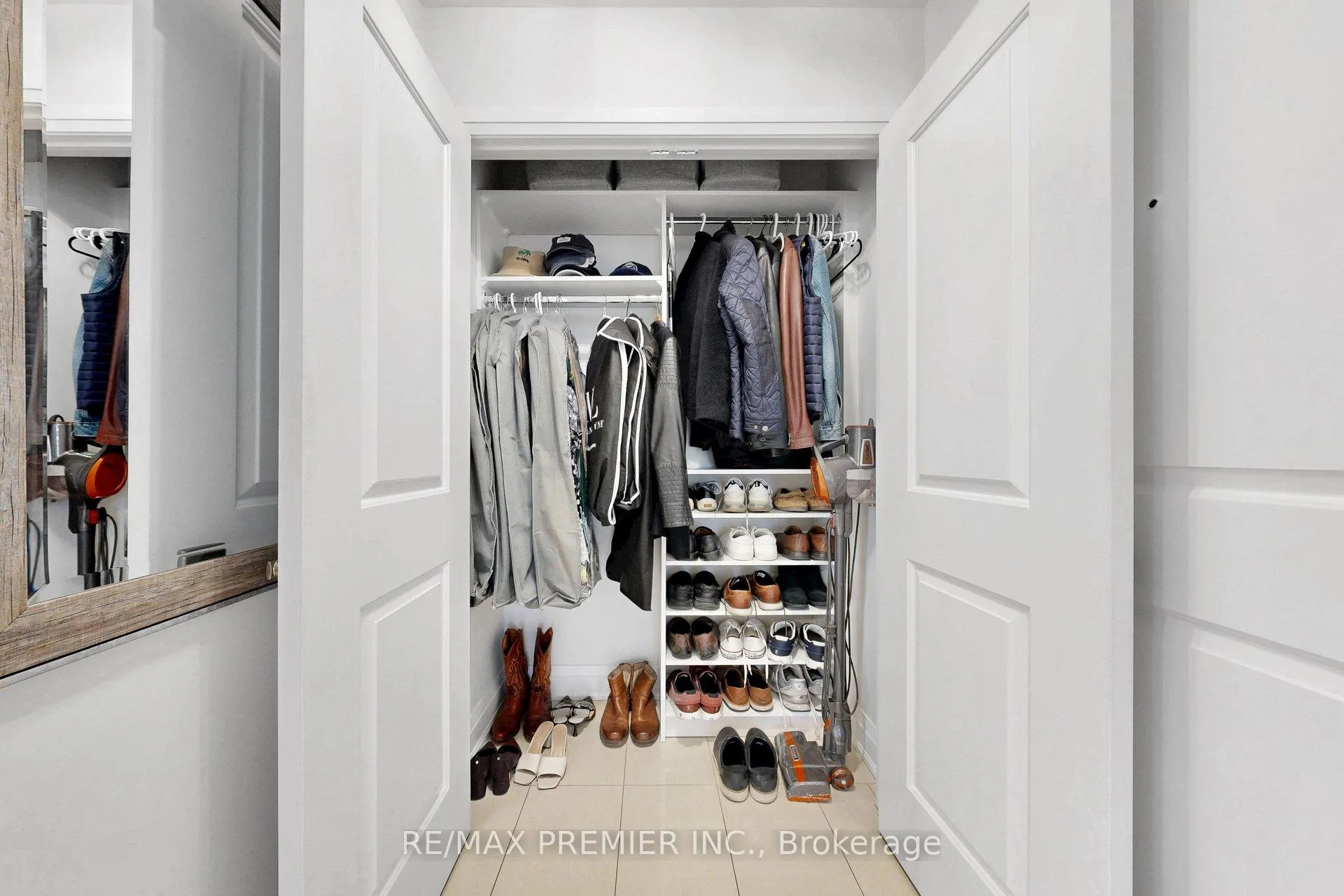 Photo 5 of Unit 604, 24 Woodstream Boulevard, Vaughan, Vaughan Grove — HOMEH