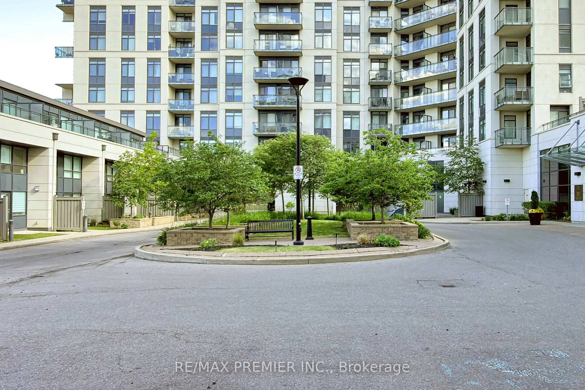 Photo 48 of Unit 604, 24 Woodstream Boulevard, Vaughan, Vaughan Grove — HOMEH